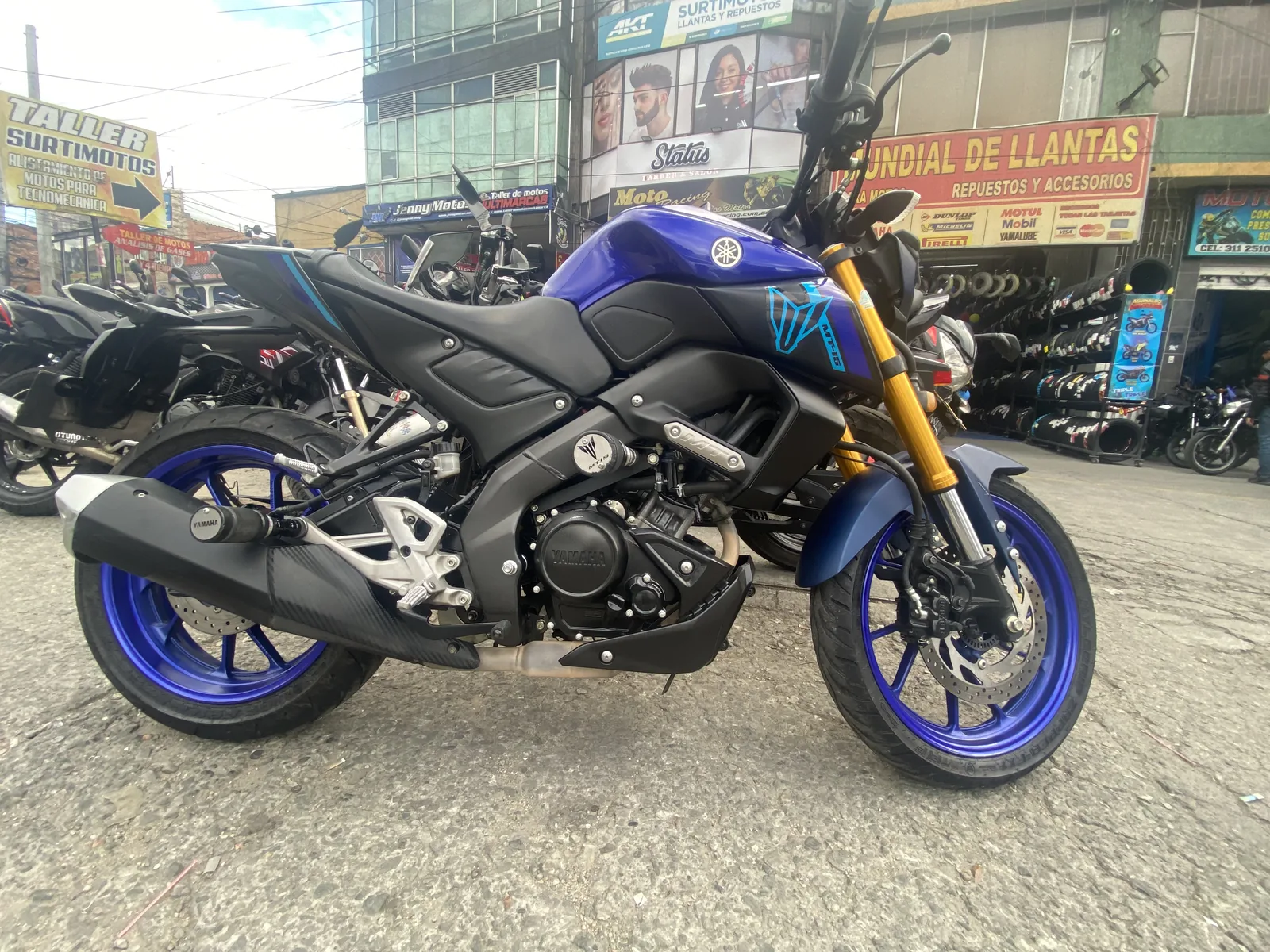 YAMAHA MT 15 foto 9