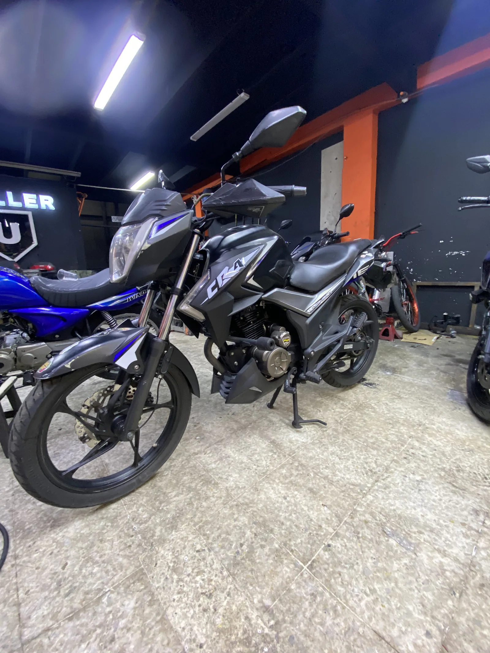 AKT CR4 foto 7