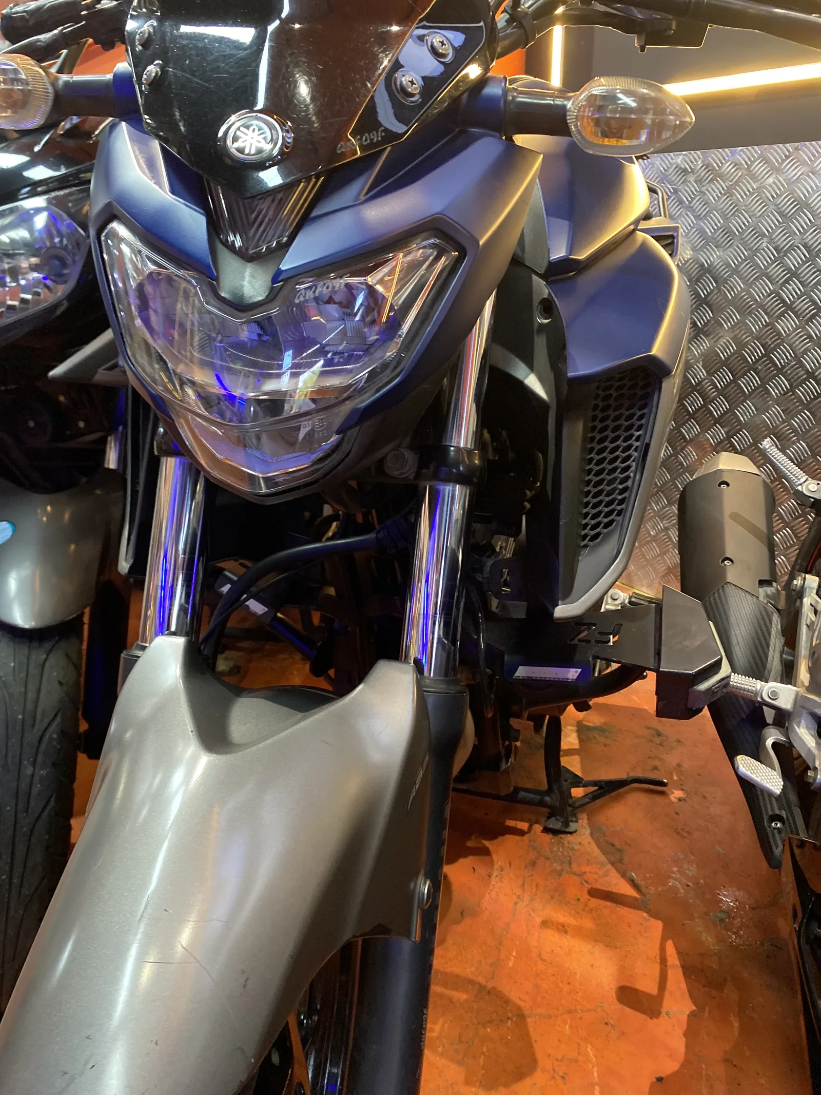YAMAHA FZN foto 11