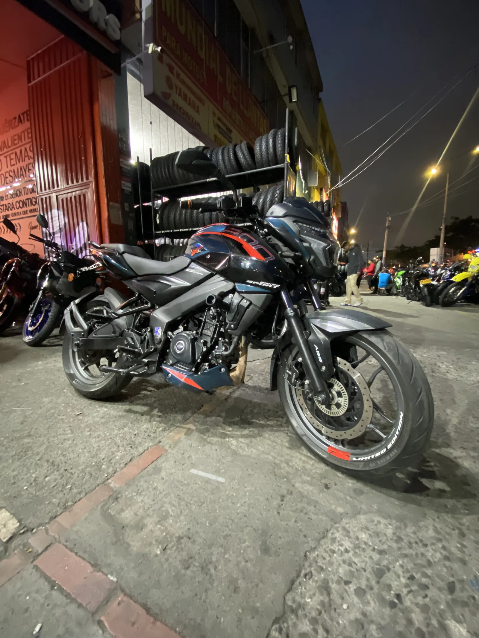 BAJAJ NS