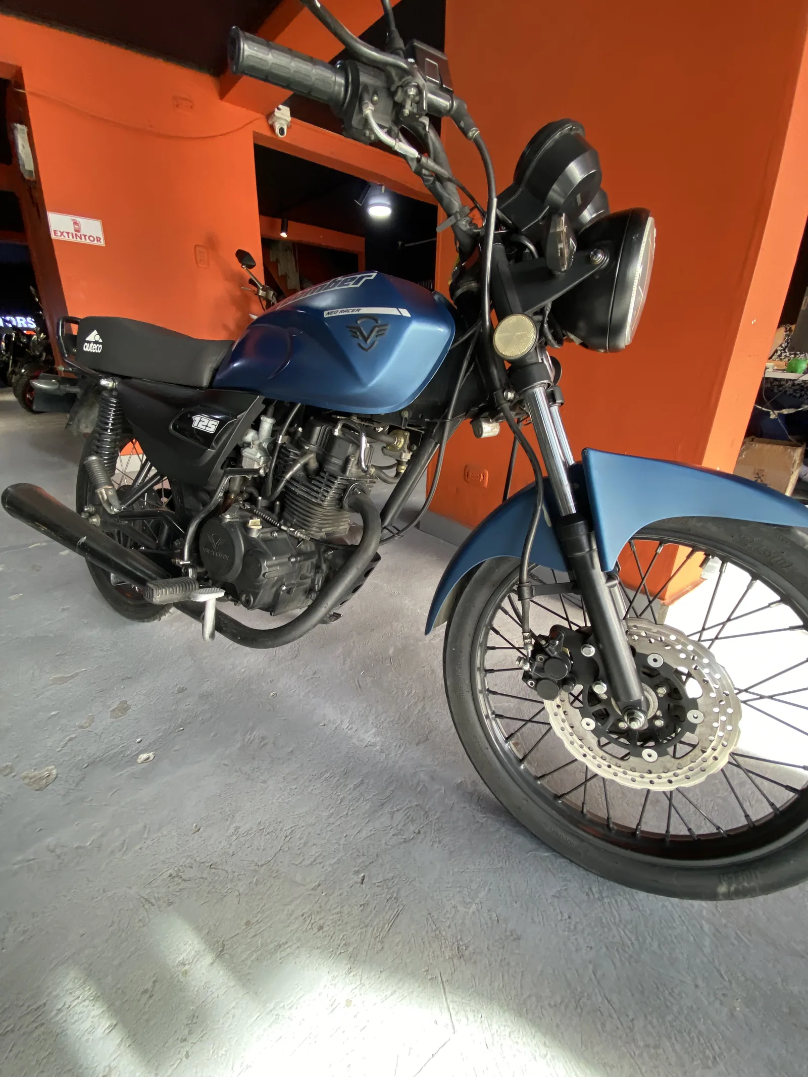 VICTORY BOMBER foto 2