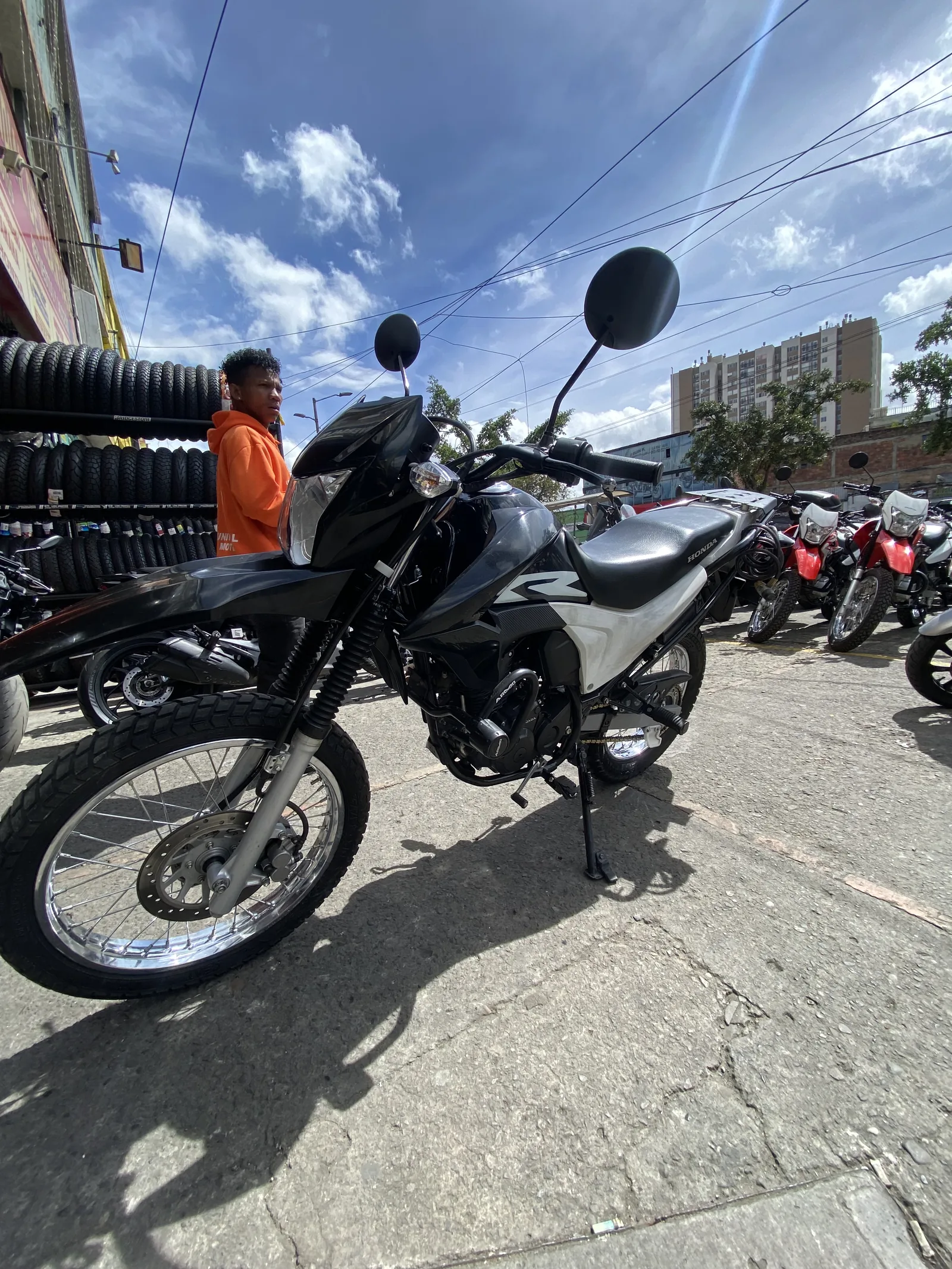 HONDA XR foto 3