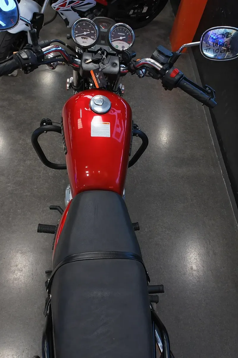 SUZUKI GN foto 2
