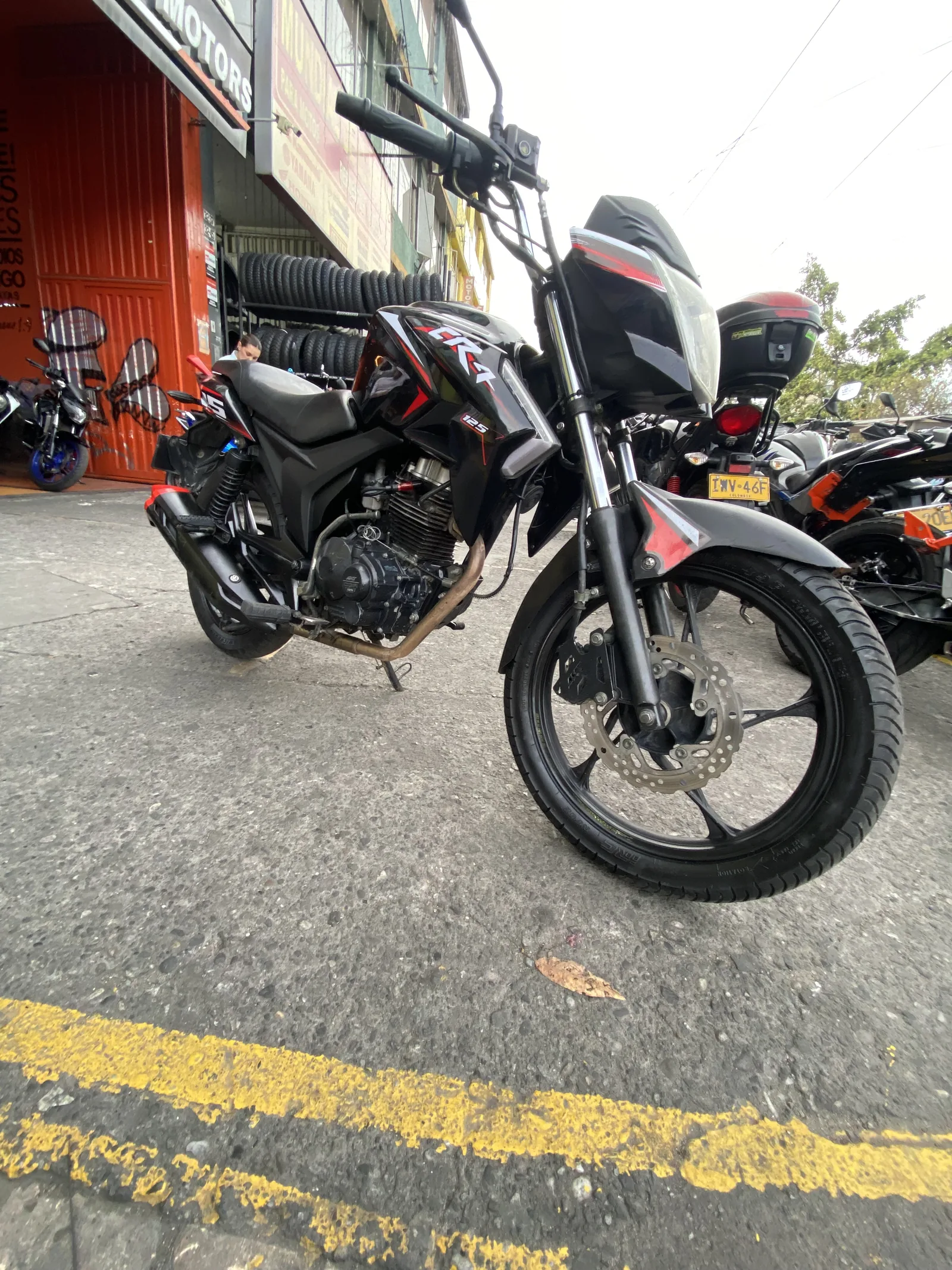 AKT CR4