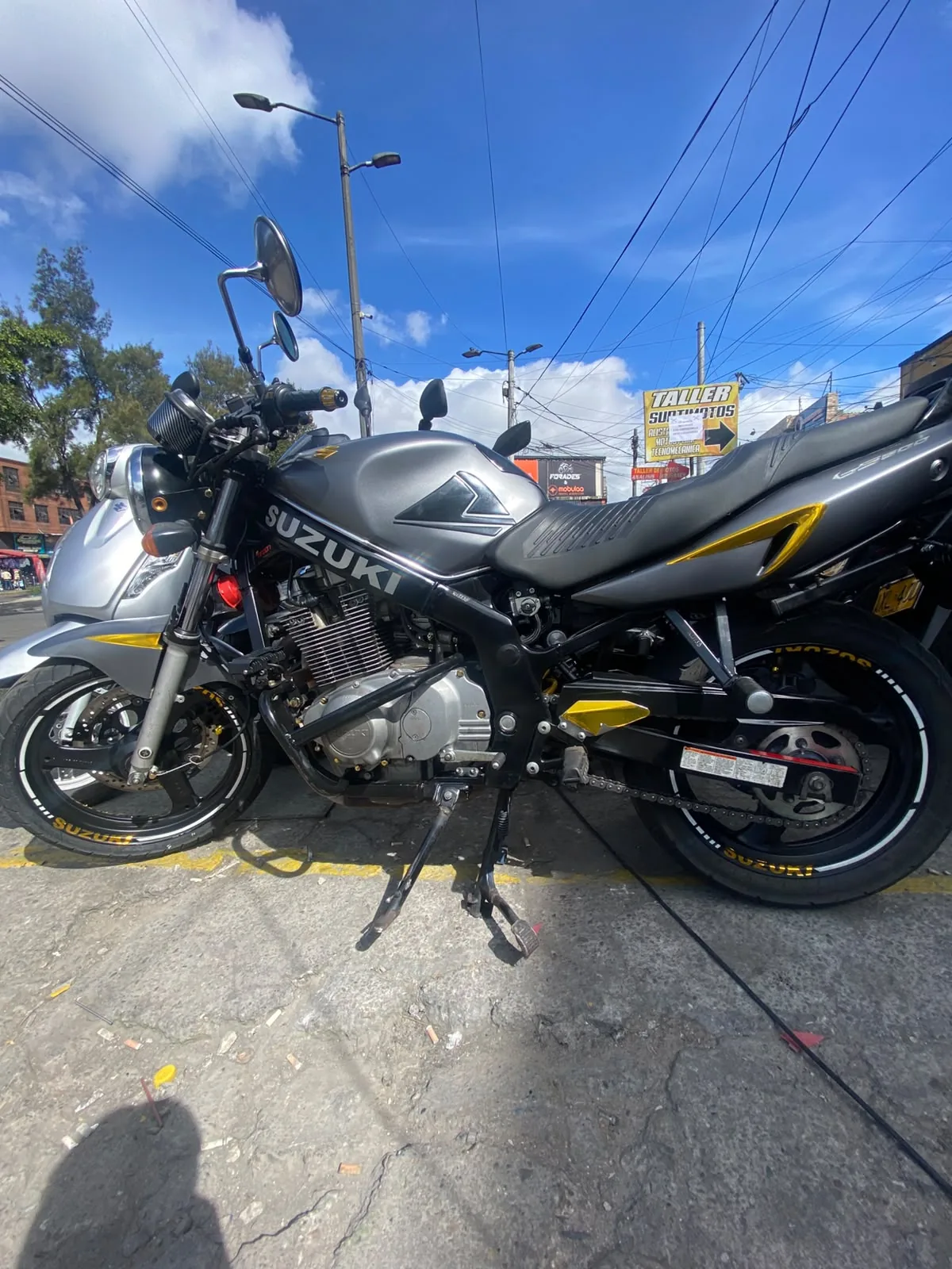 SUZUKI GSX500 foto 8