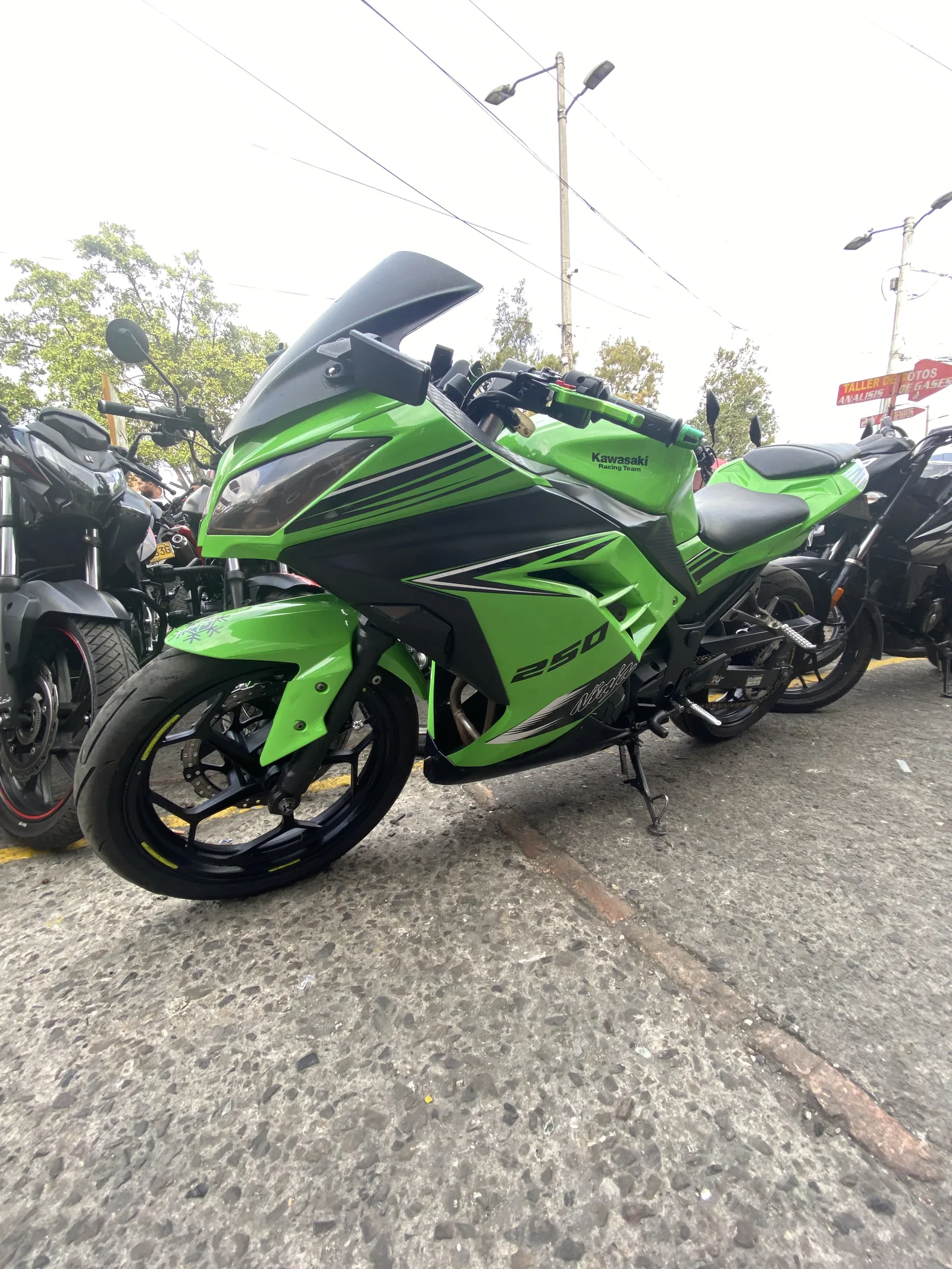 KAWASAKI NINJA foto 8