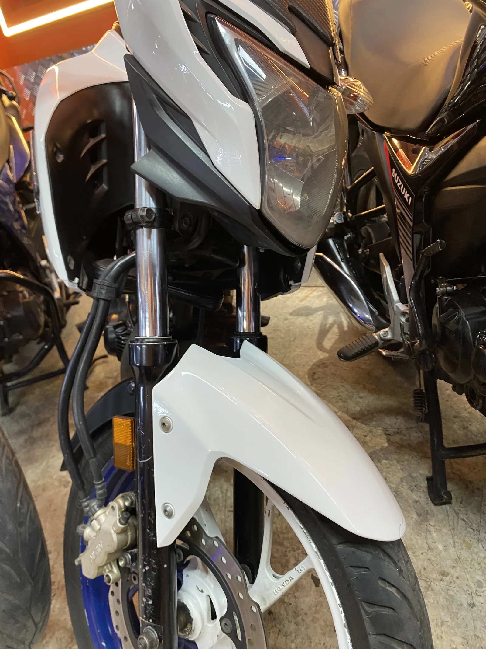 HONDA CB foto 9