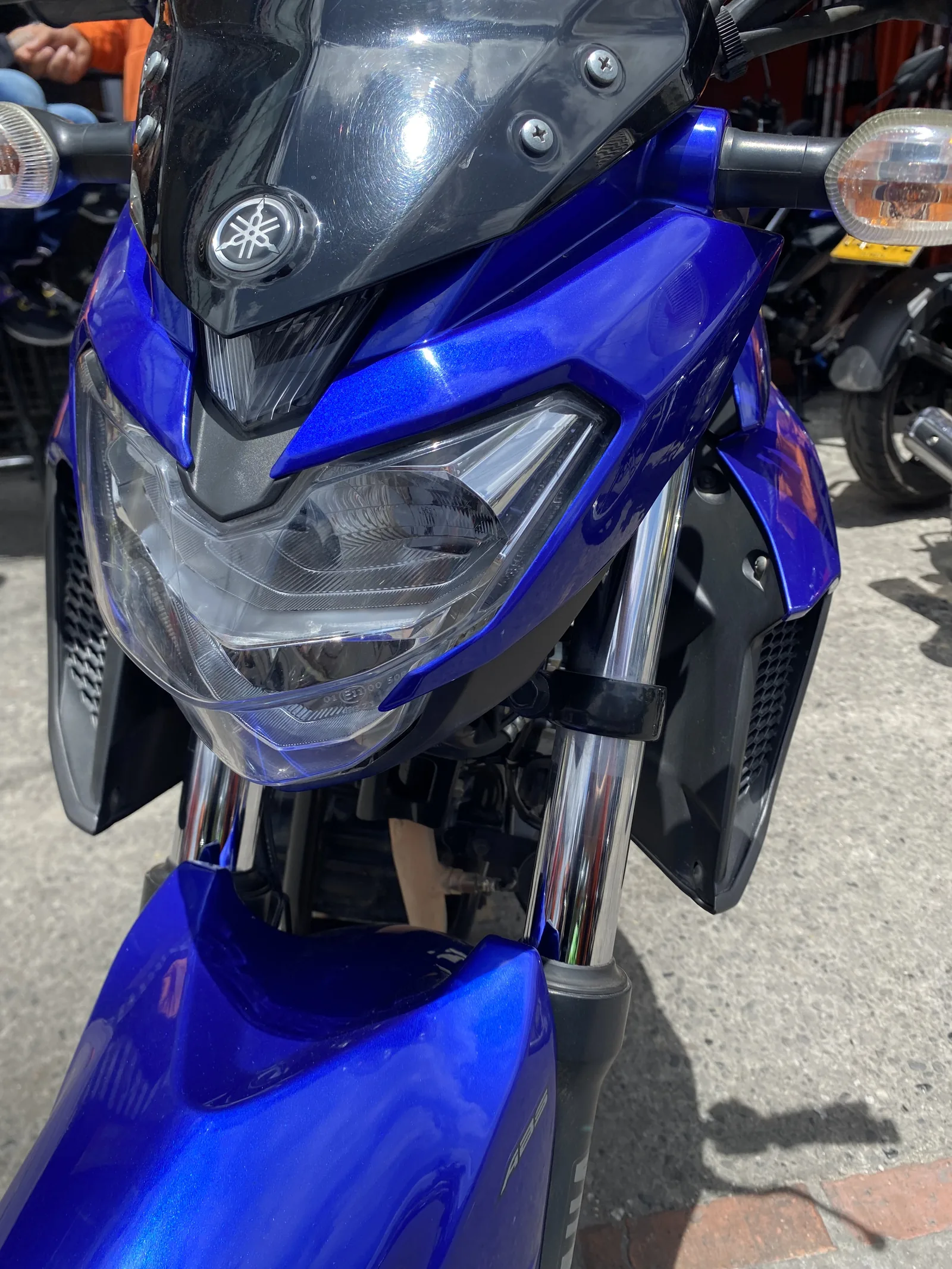 YAMAHA FZ 2.5 foto 3