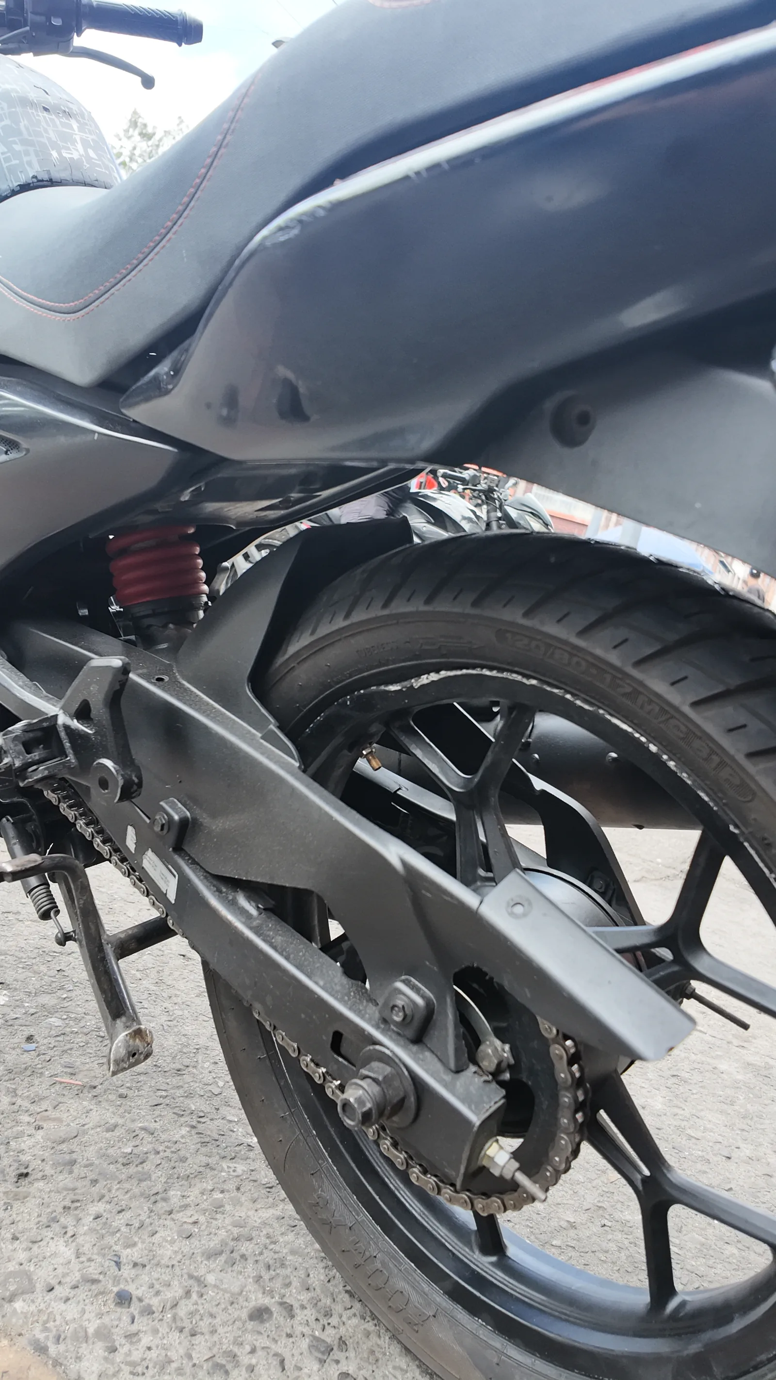 BAJAJ DISVOVER foto 6
