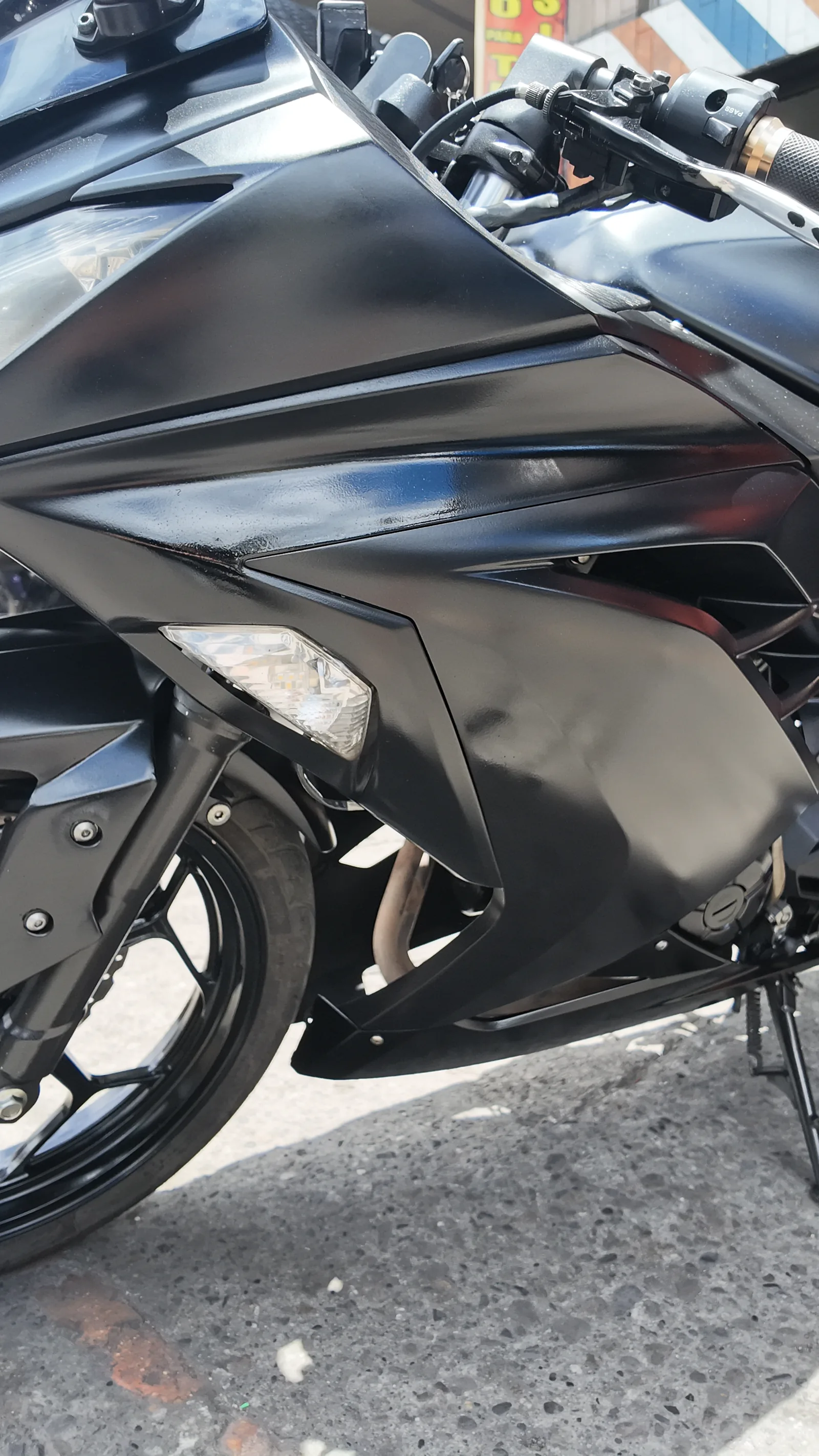 KAWASAKI NINJA foto 2