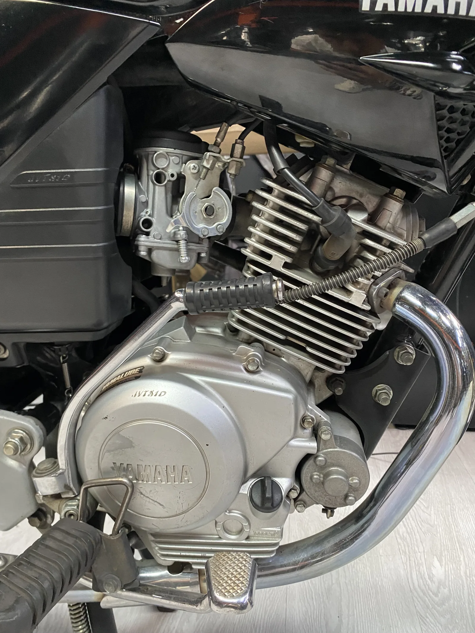 YAMAHA YBR foto 1