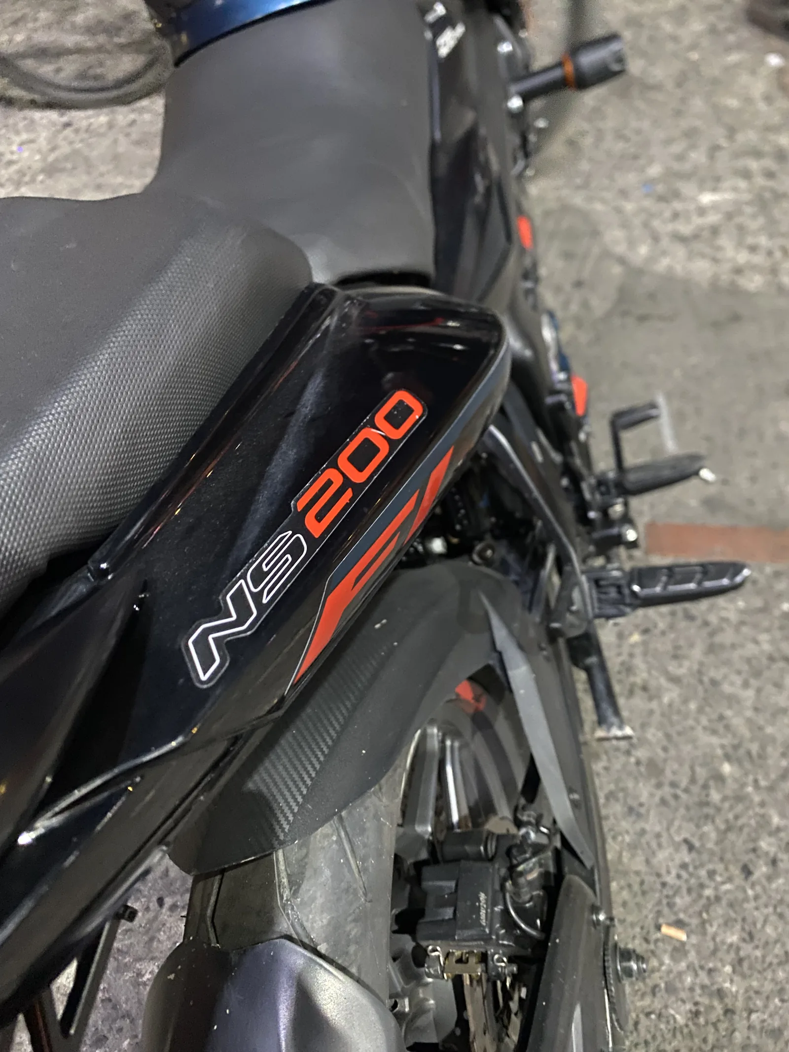 BAJAJ NS foto 4