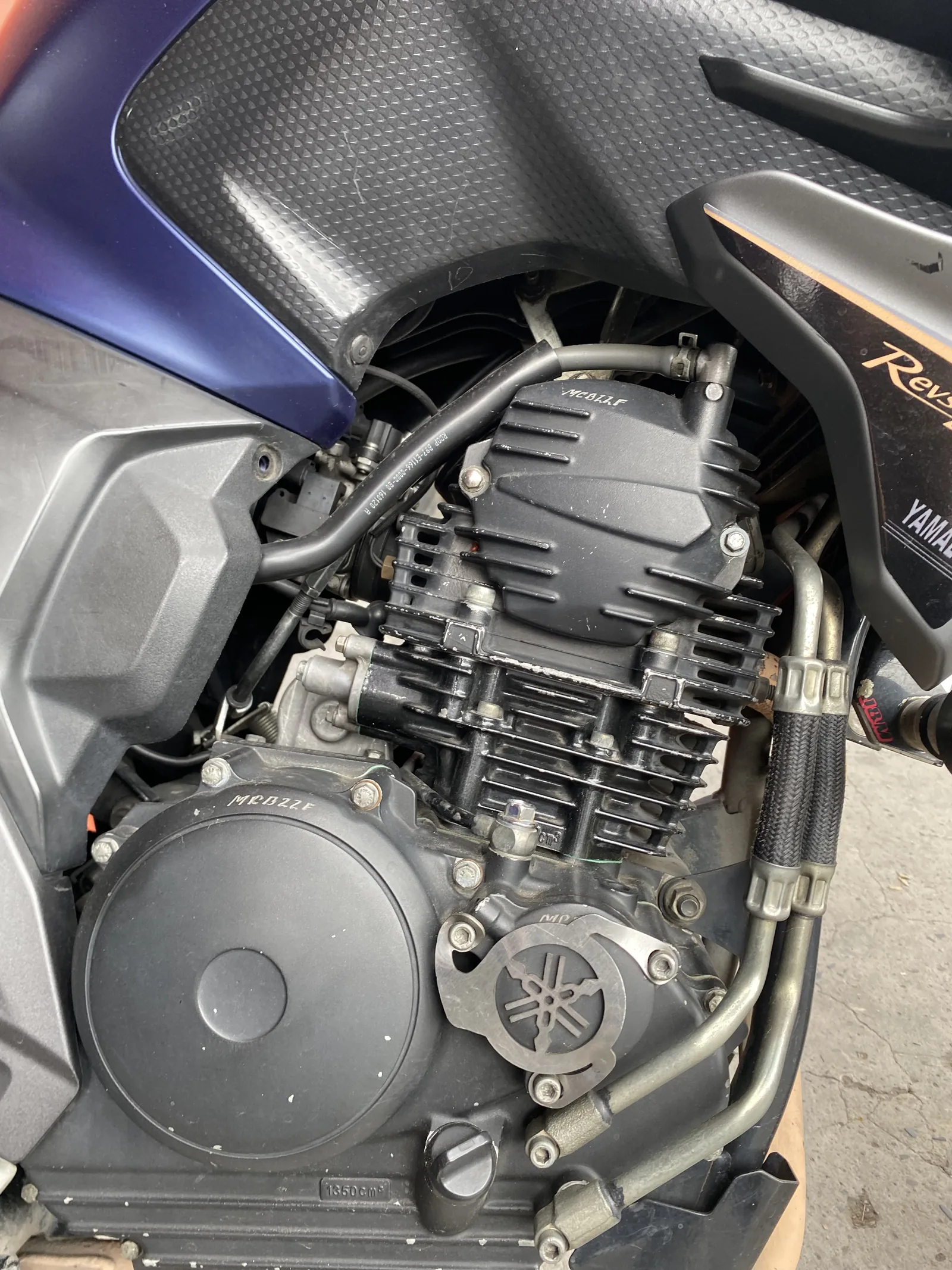 YAMAHA FZ foto 1