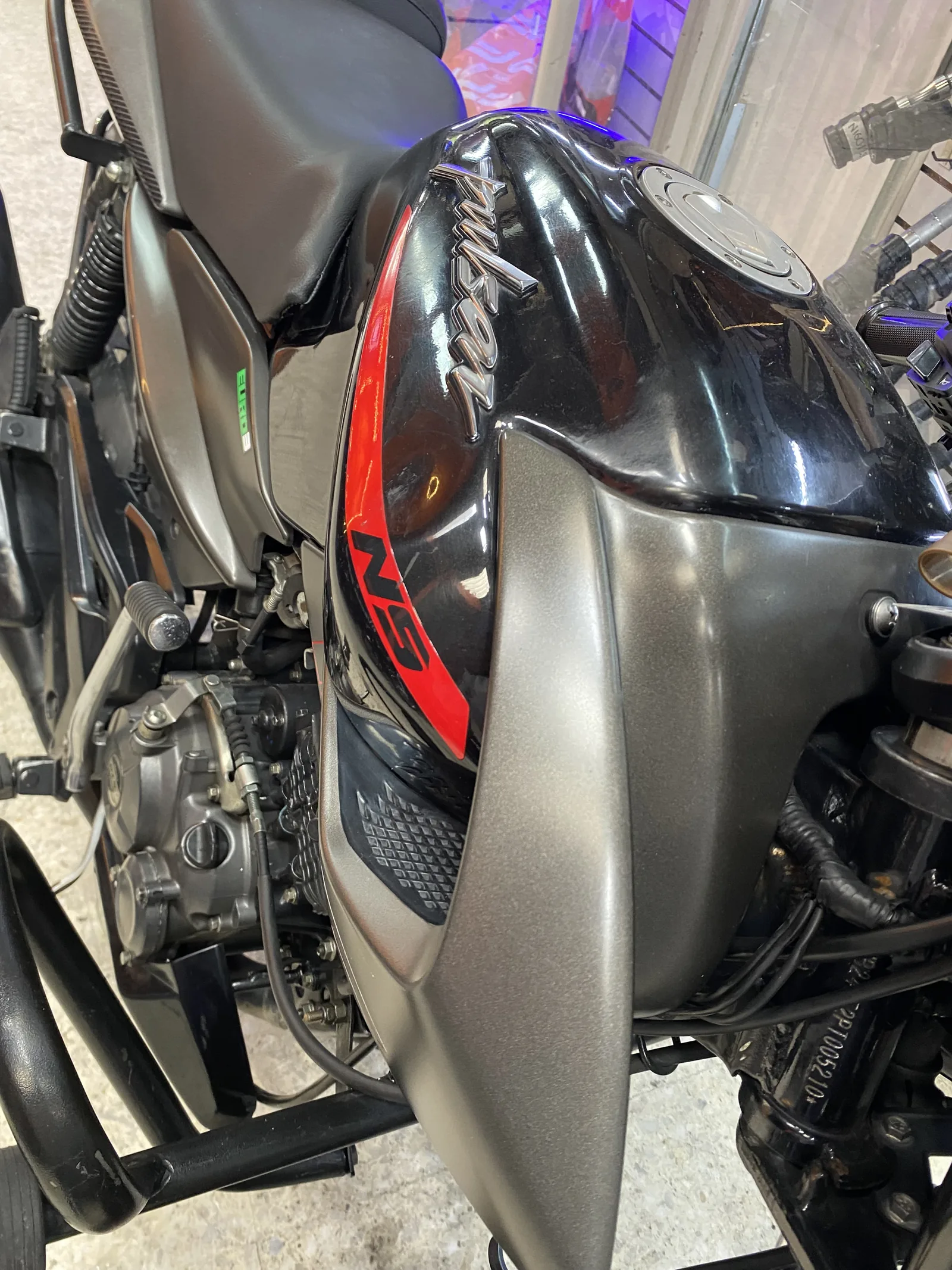 BAJAJ PULSAR NS foto 3