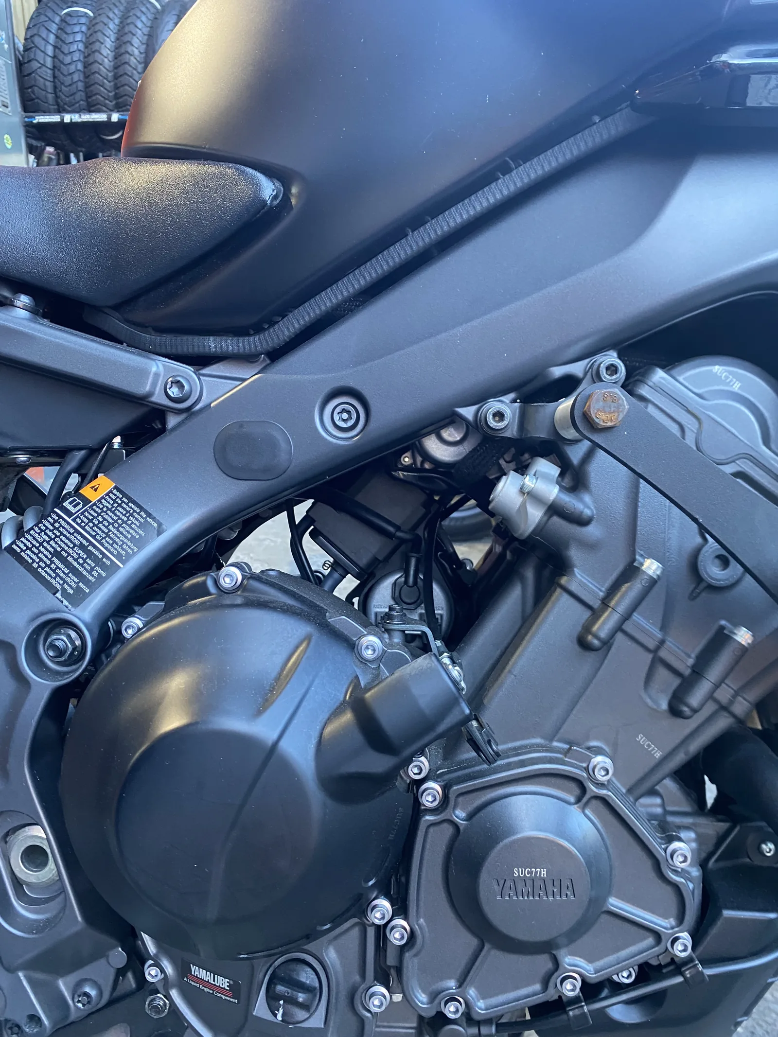 YAMAHA MT 09 foto 3