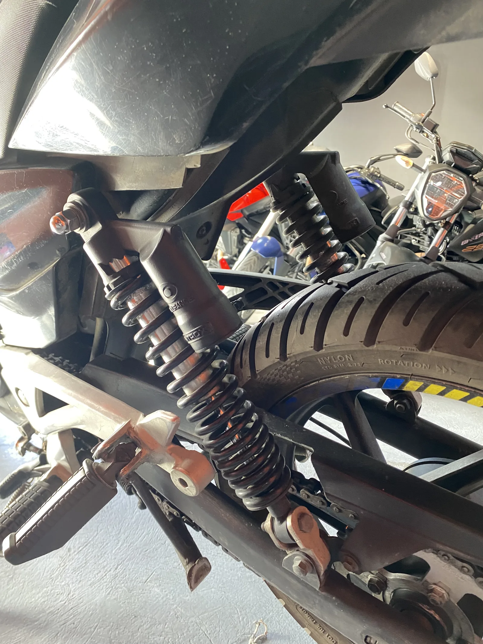 BAJAJ PULSAR foto 6