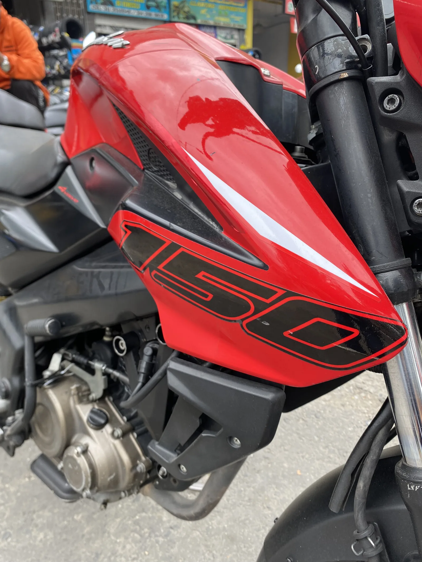 BAJAJ PULSAR NS foto 2