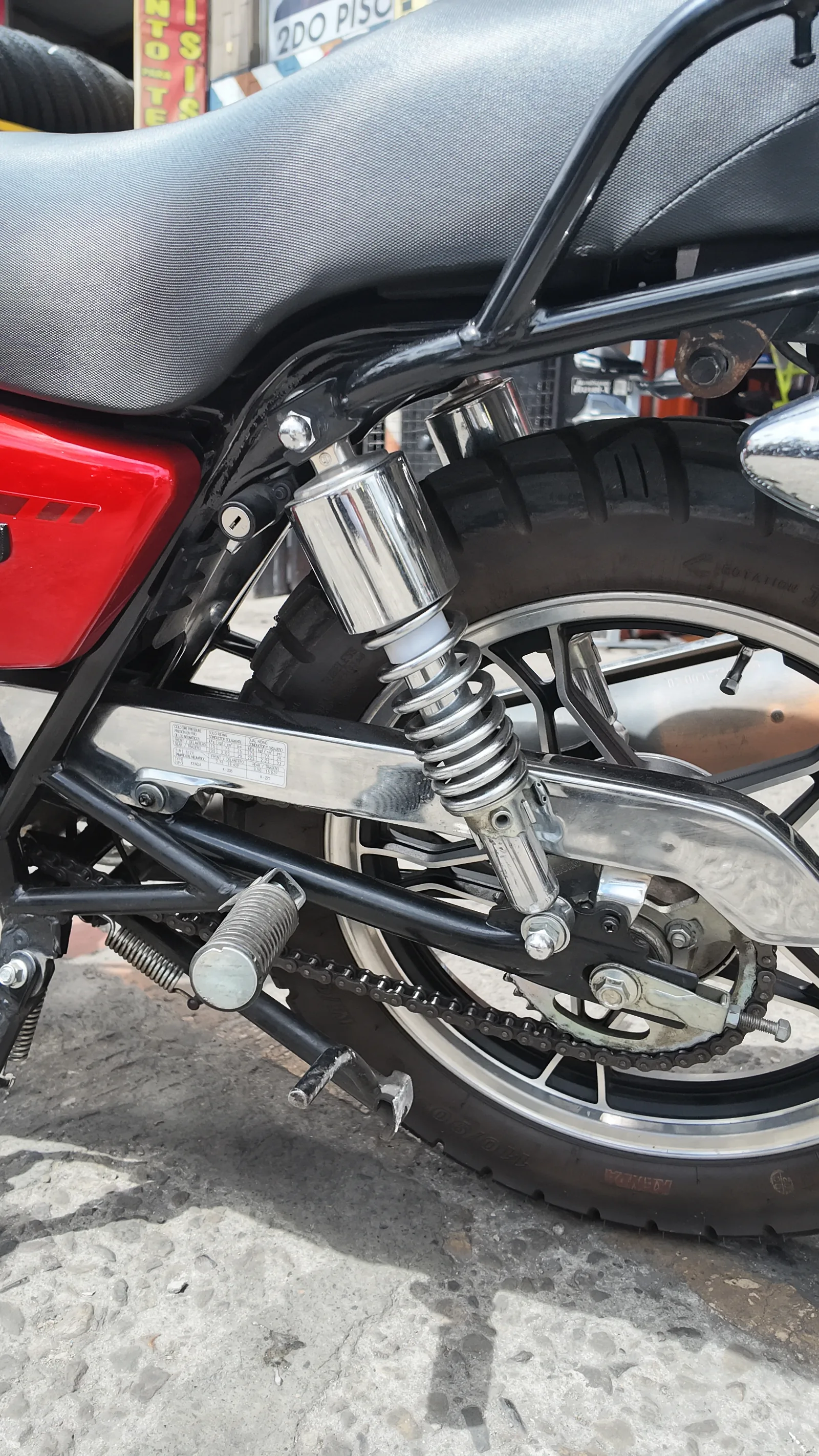 SUZUKI GN foto 10