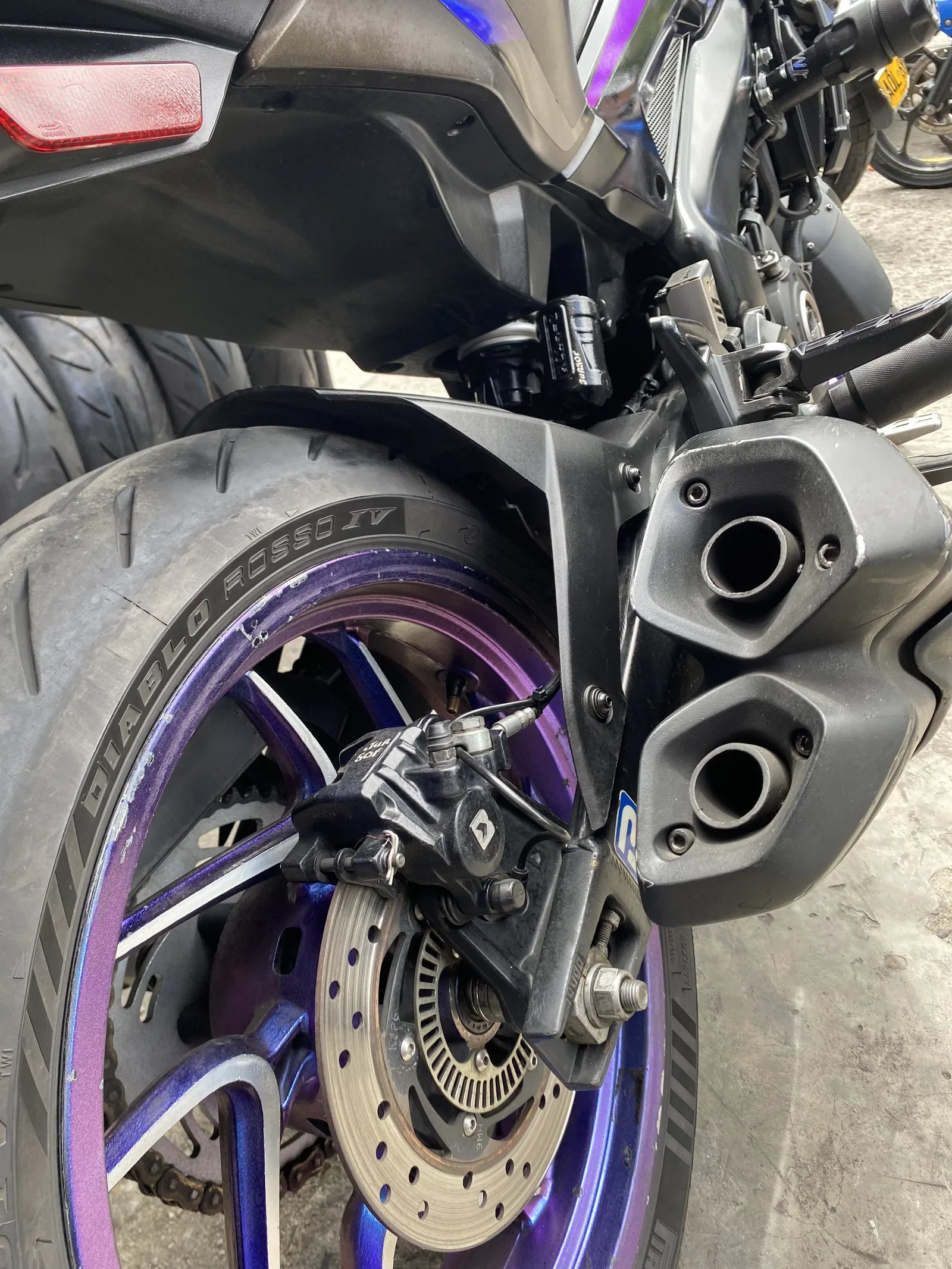 BAJAJ DOMINAR  UG foto 6