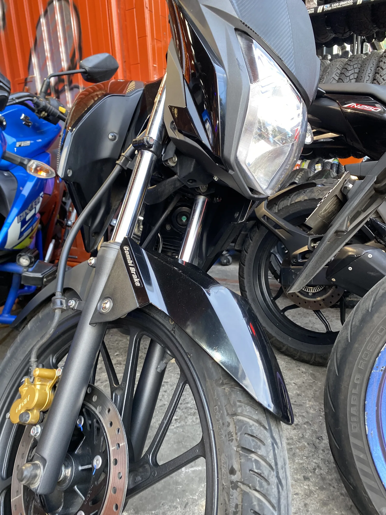HONDA CB 125 foto 8