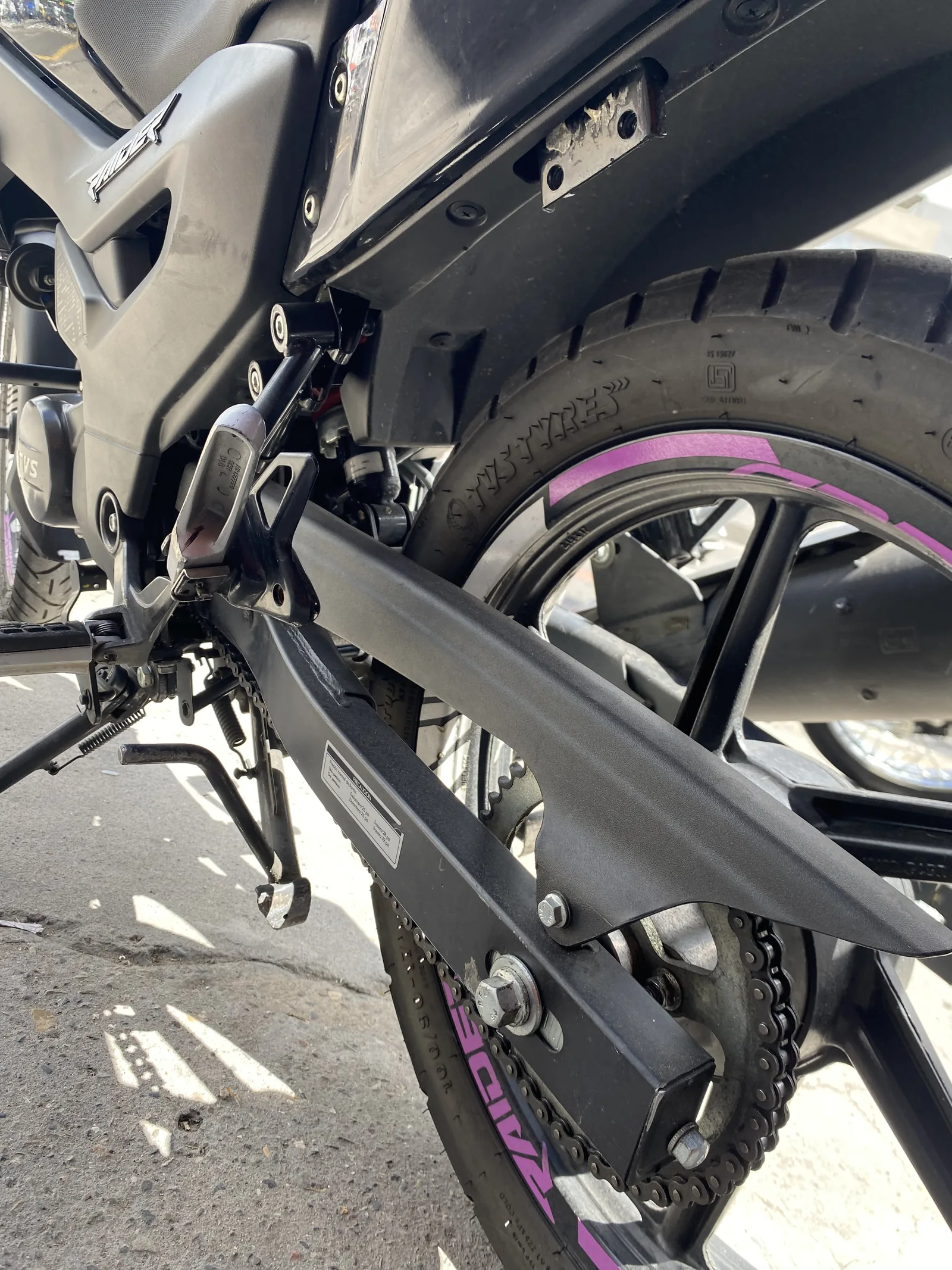 TVS RAIDER foto 9