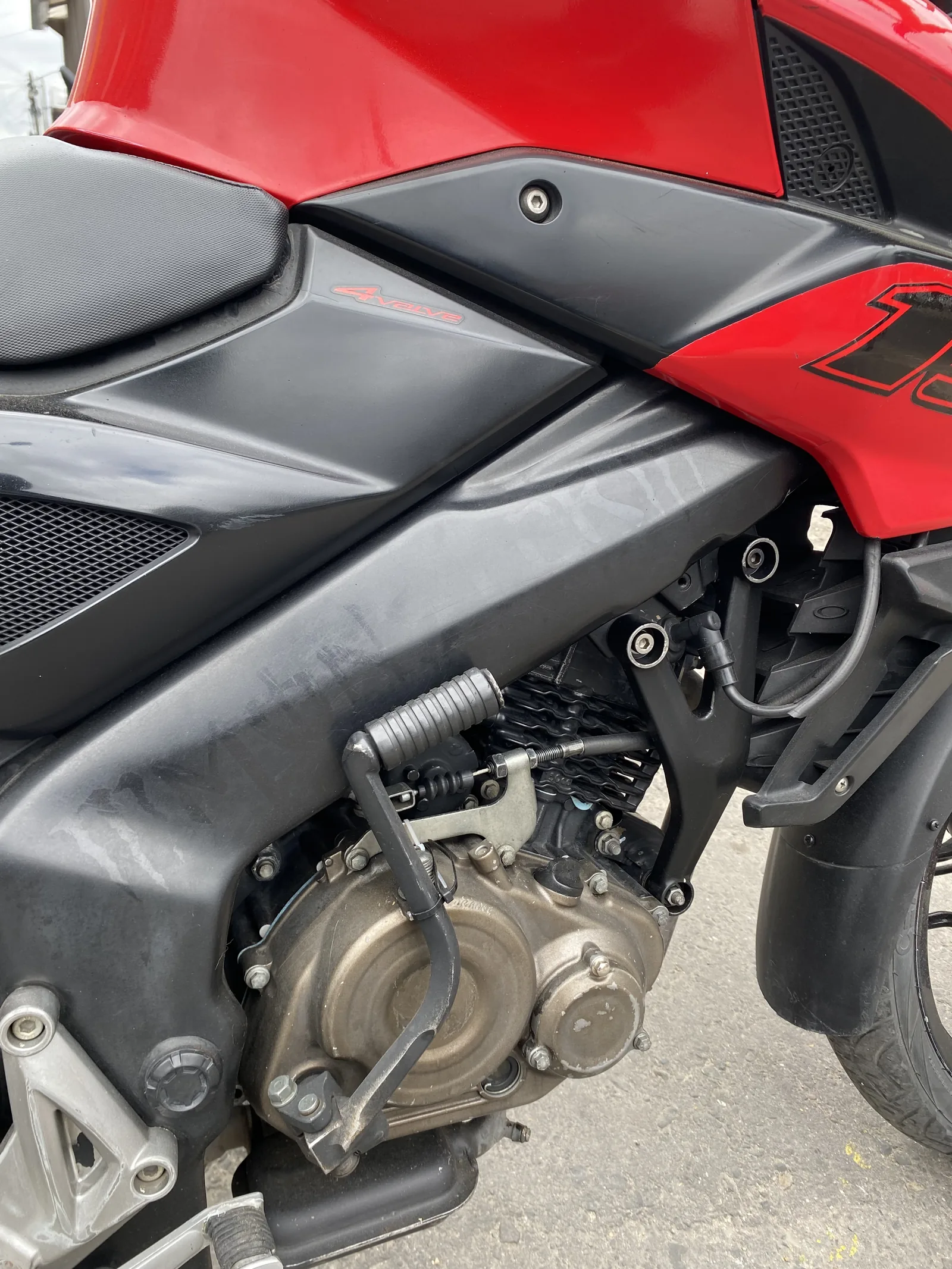 BAJAJ PULSAR NS foto 3