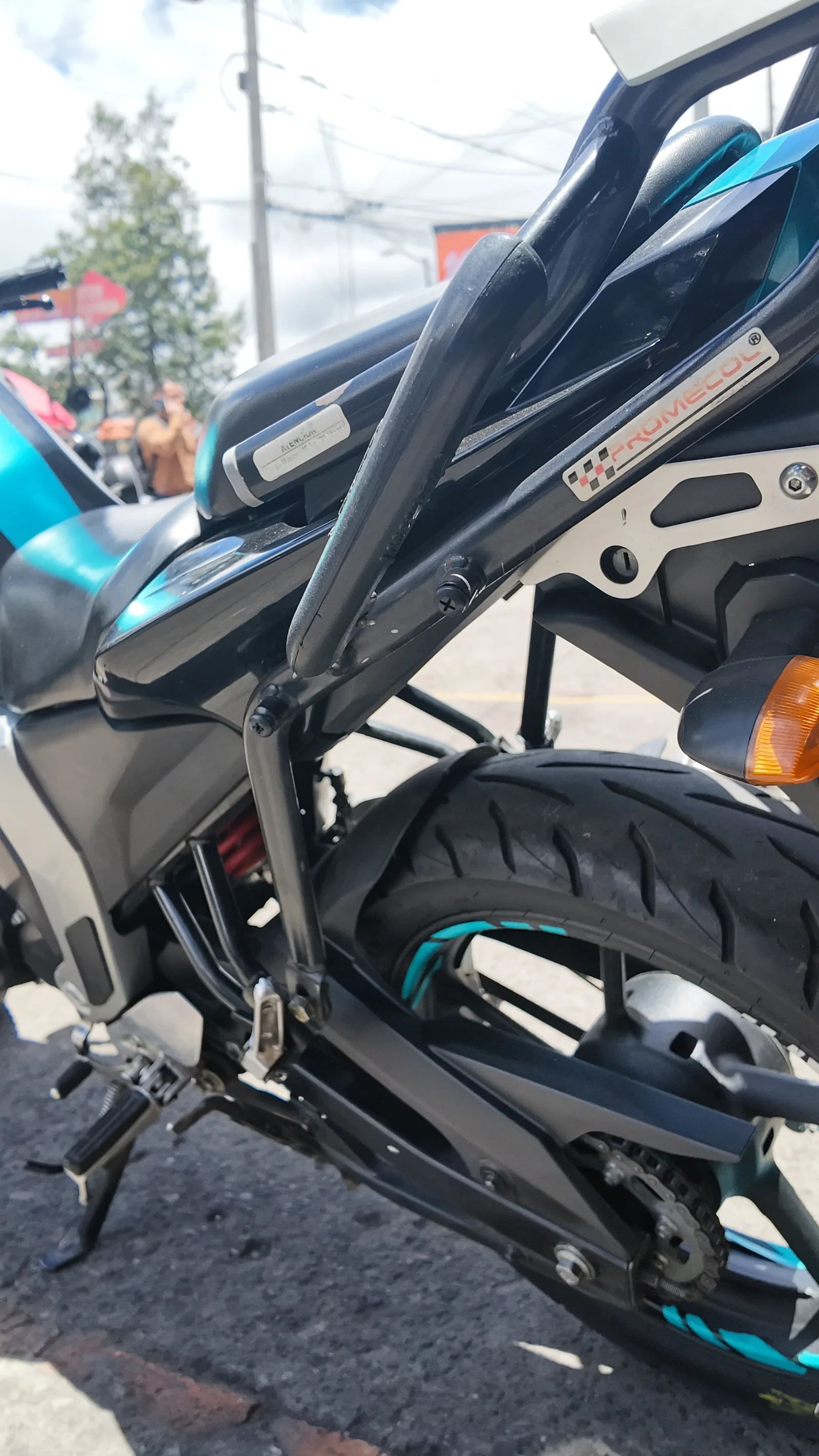 YAMAHA FZ FAZER 150 foto 4