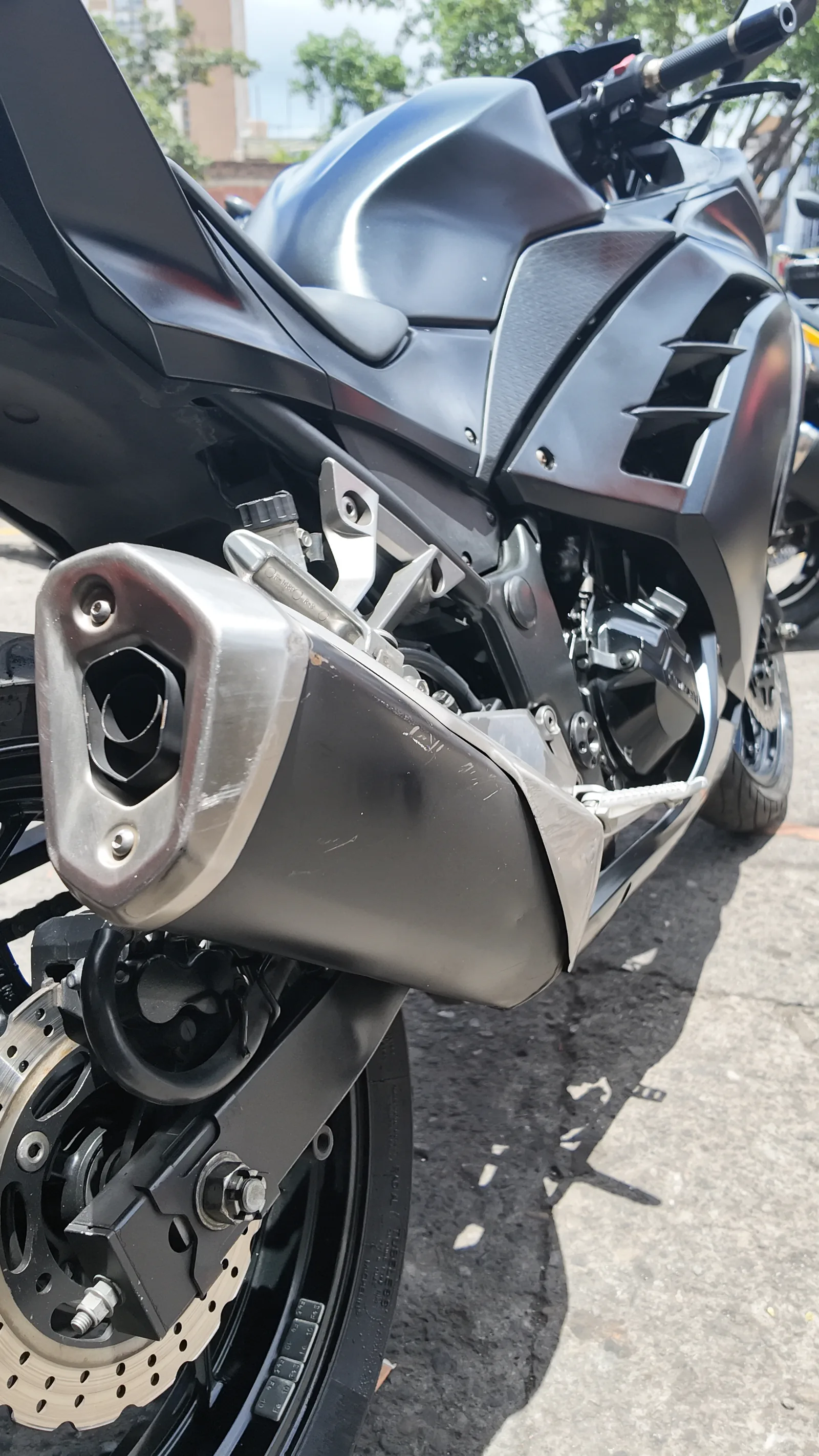 KAWASAKI NINJA foto 7