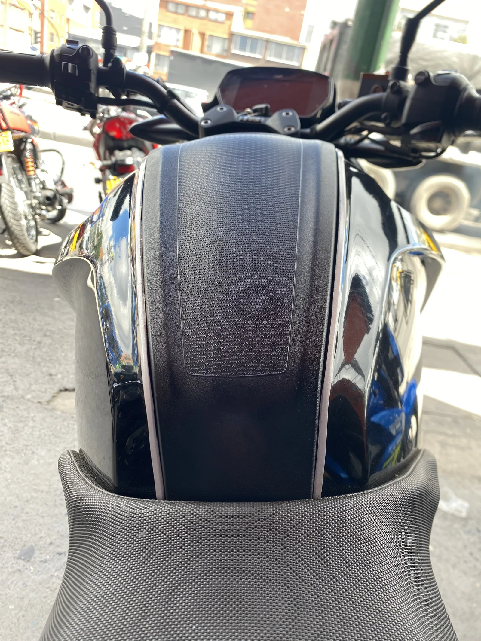 TVS RAIDER foto 11