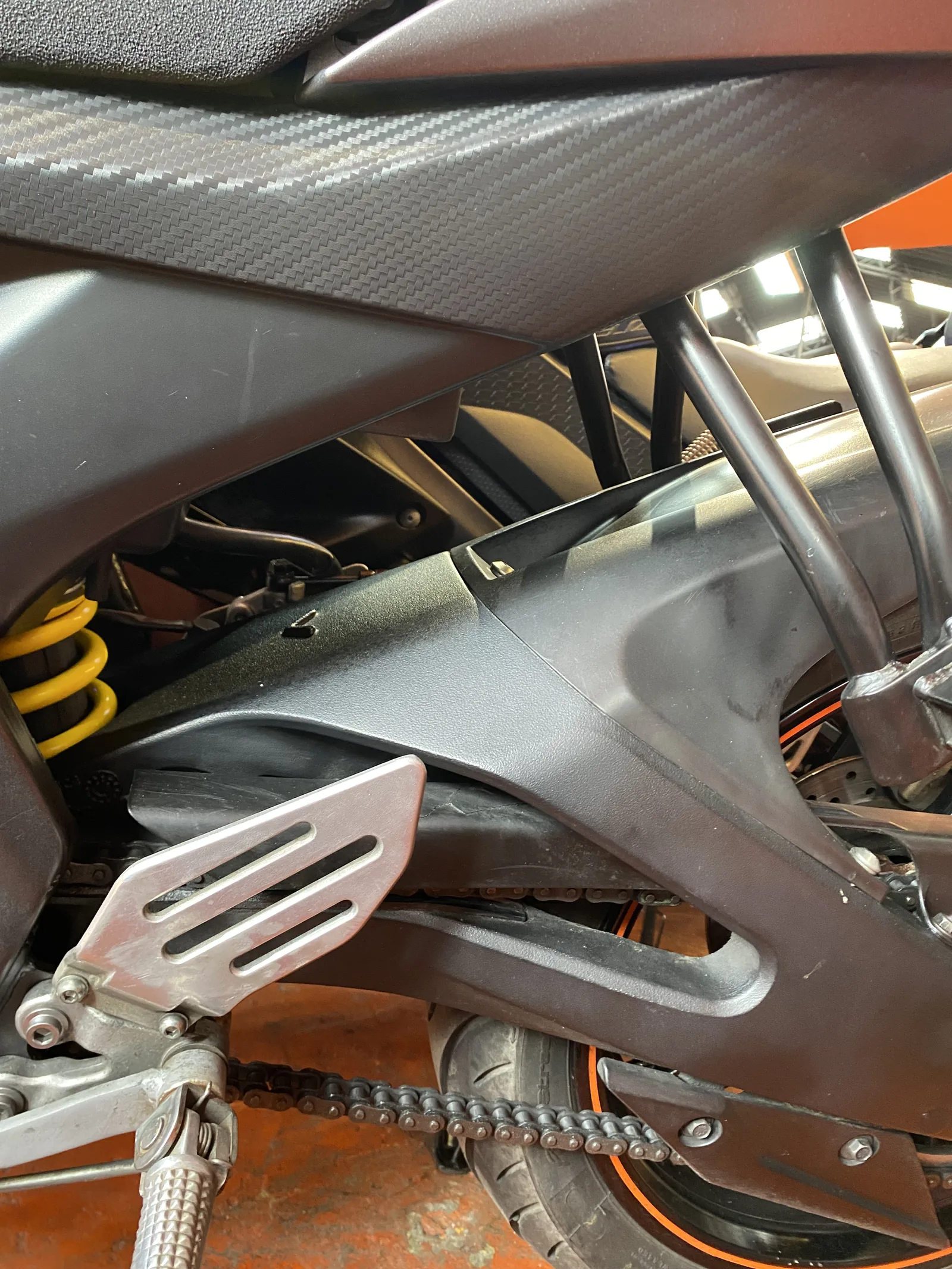 YAMAHA R15 foto 7