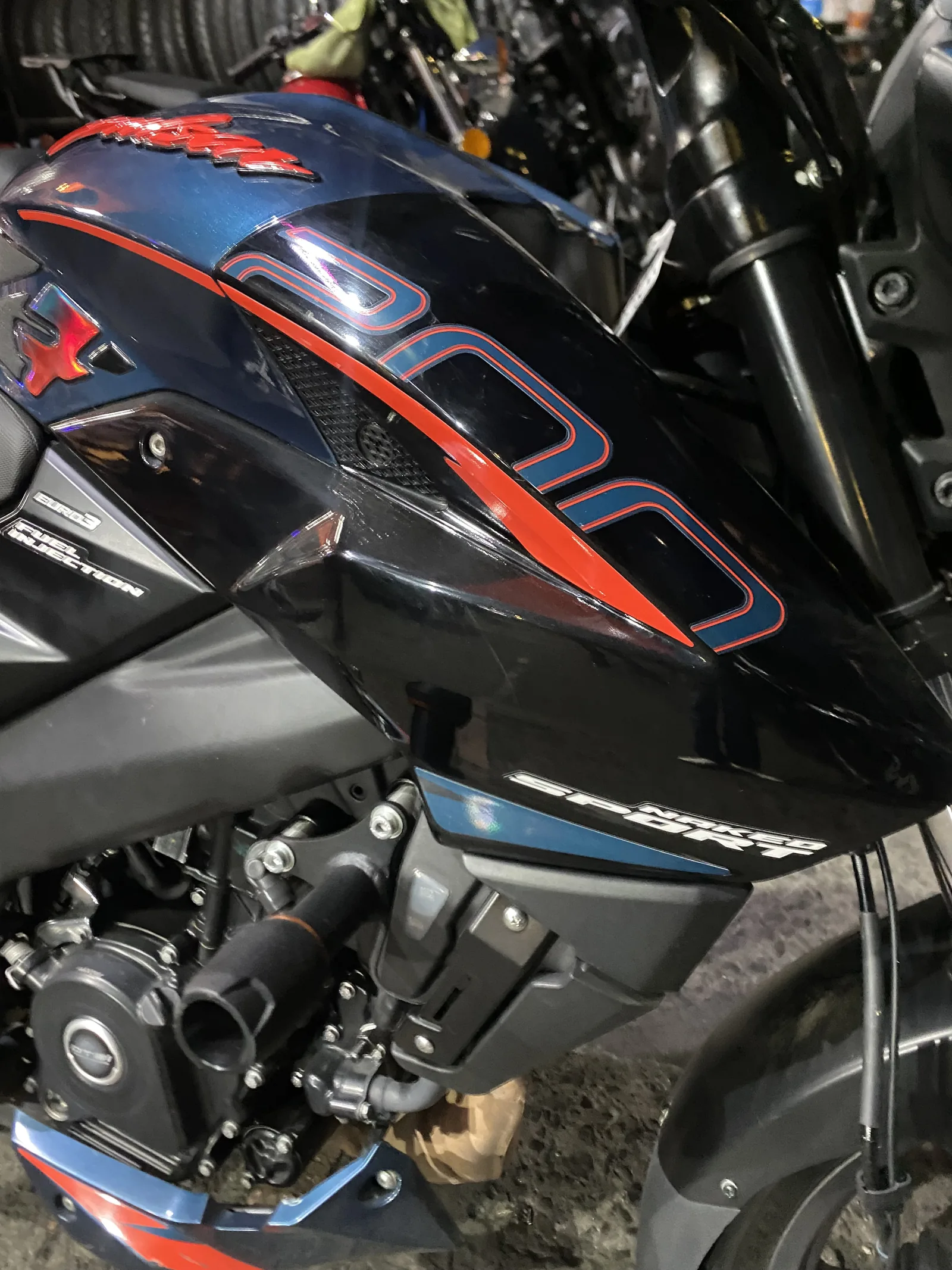 BAJAJ NS foto 1