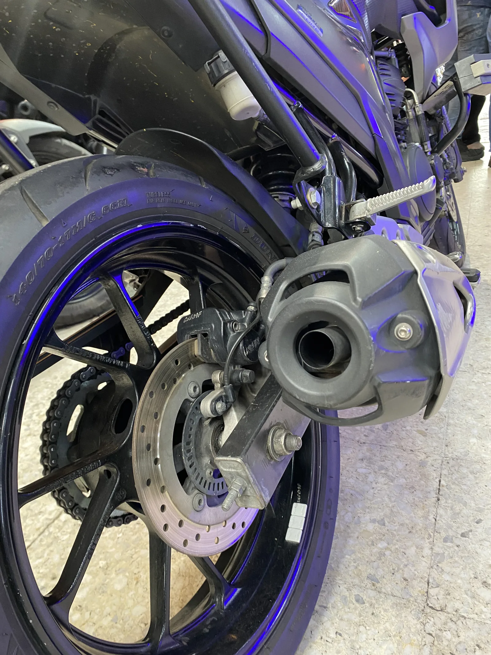 YAMAHA FZN foto 8
