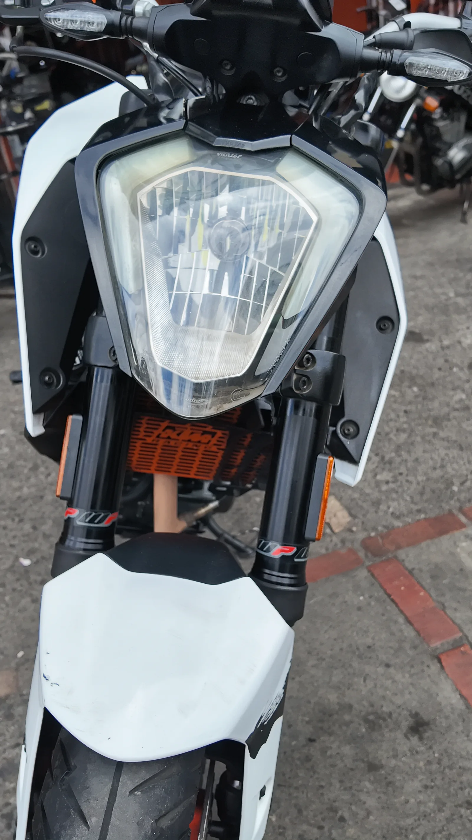 KTM DUKE foto 6