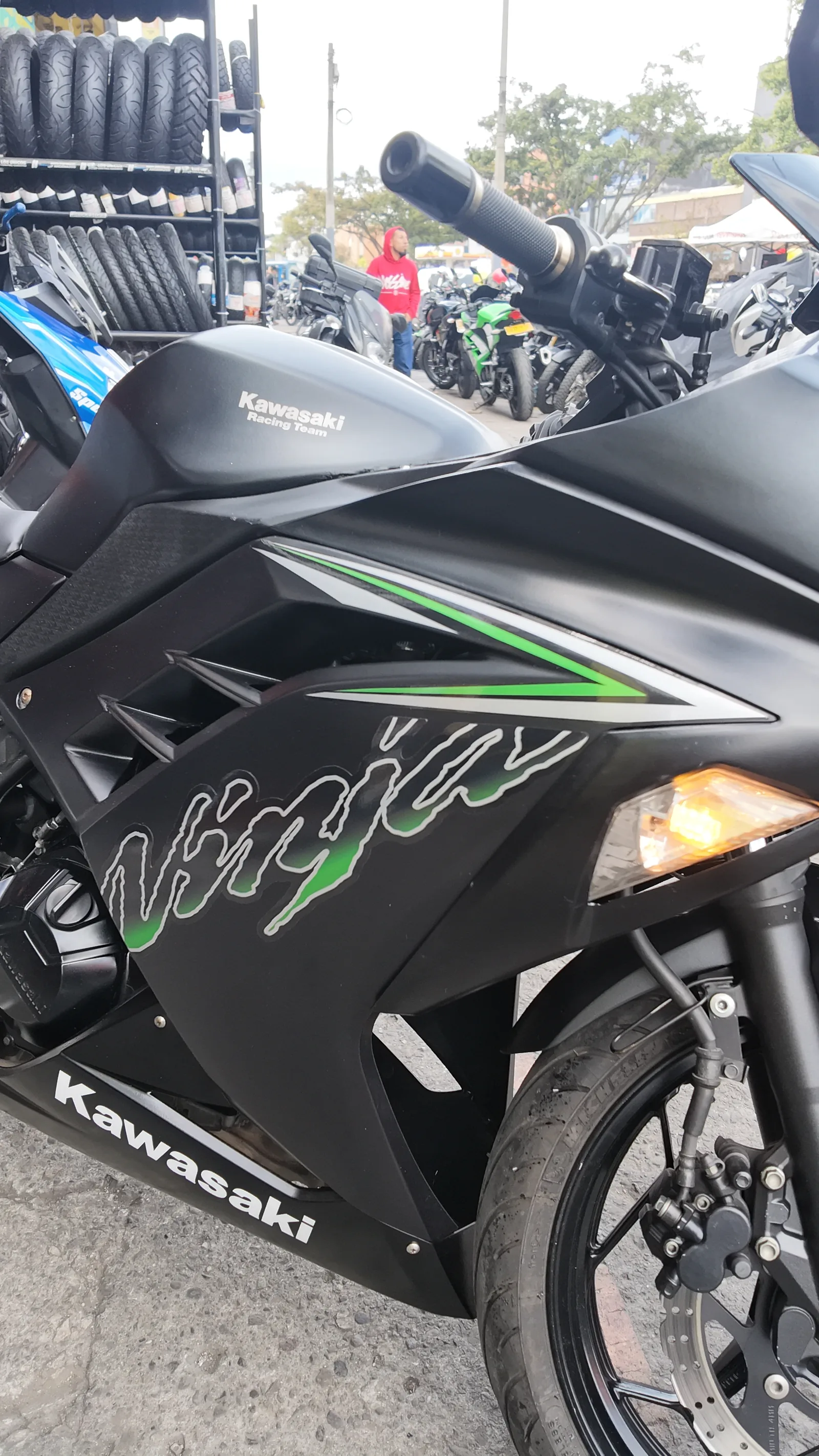 KAWASAKI NINJA foto 8
