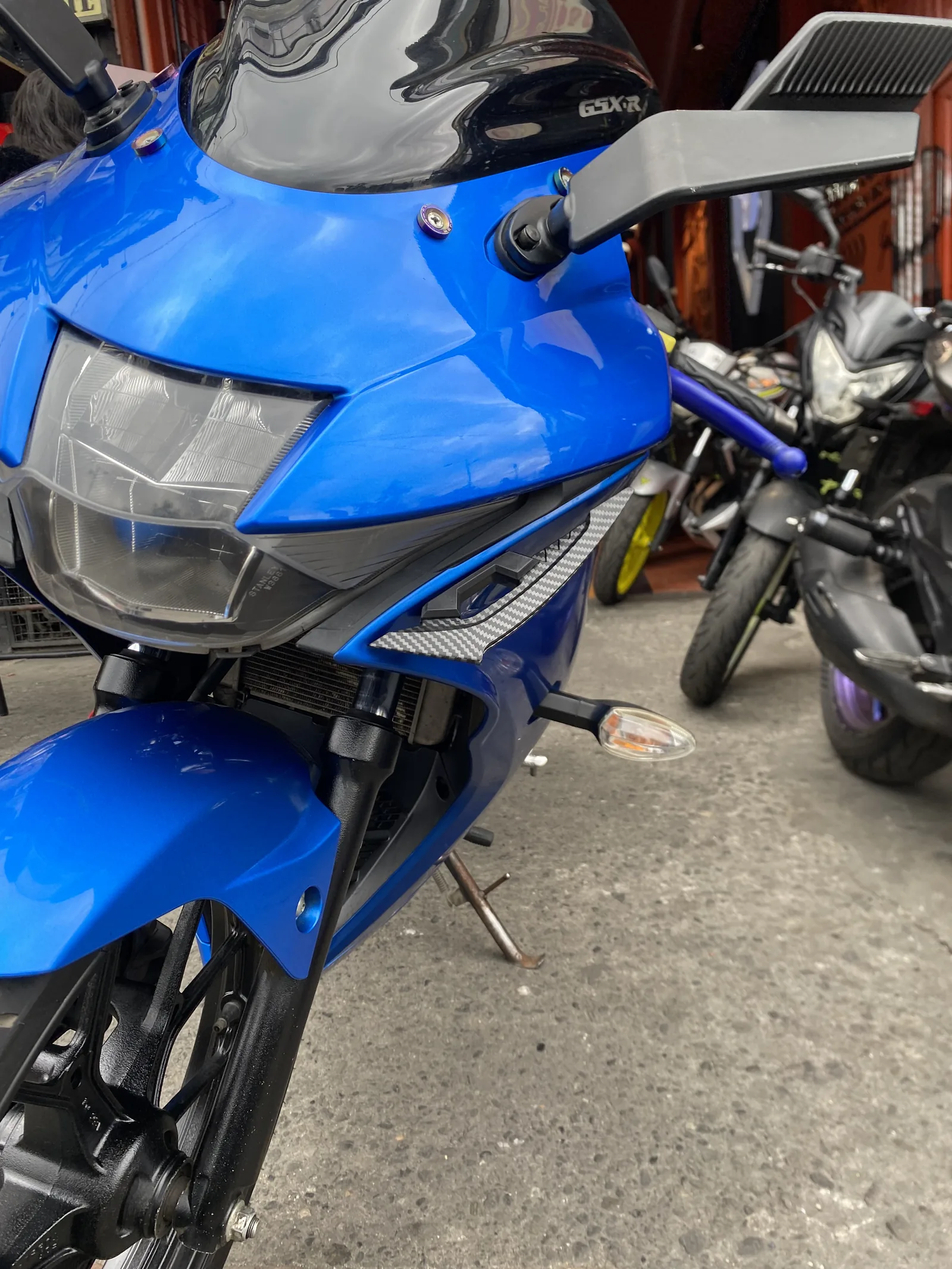 SUZUKI GSX R foto 8