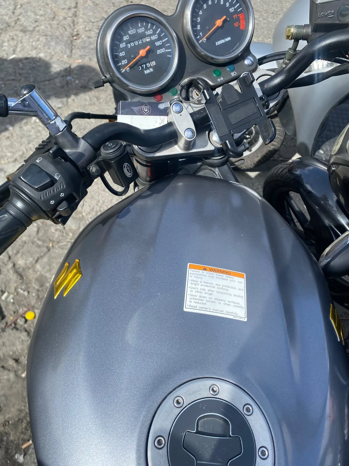 SUZUKI GSX500 foto 6