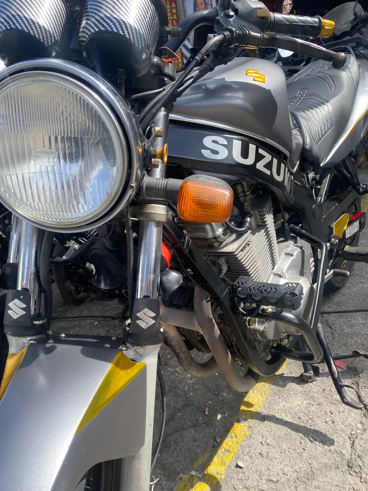 SUZUKI GSX500 foto 5