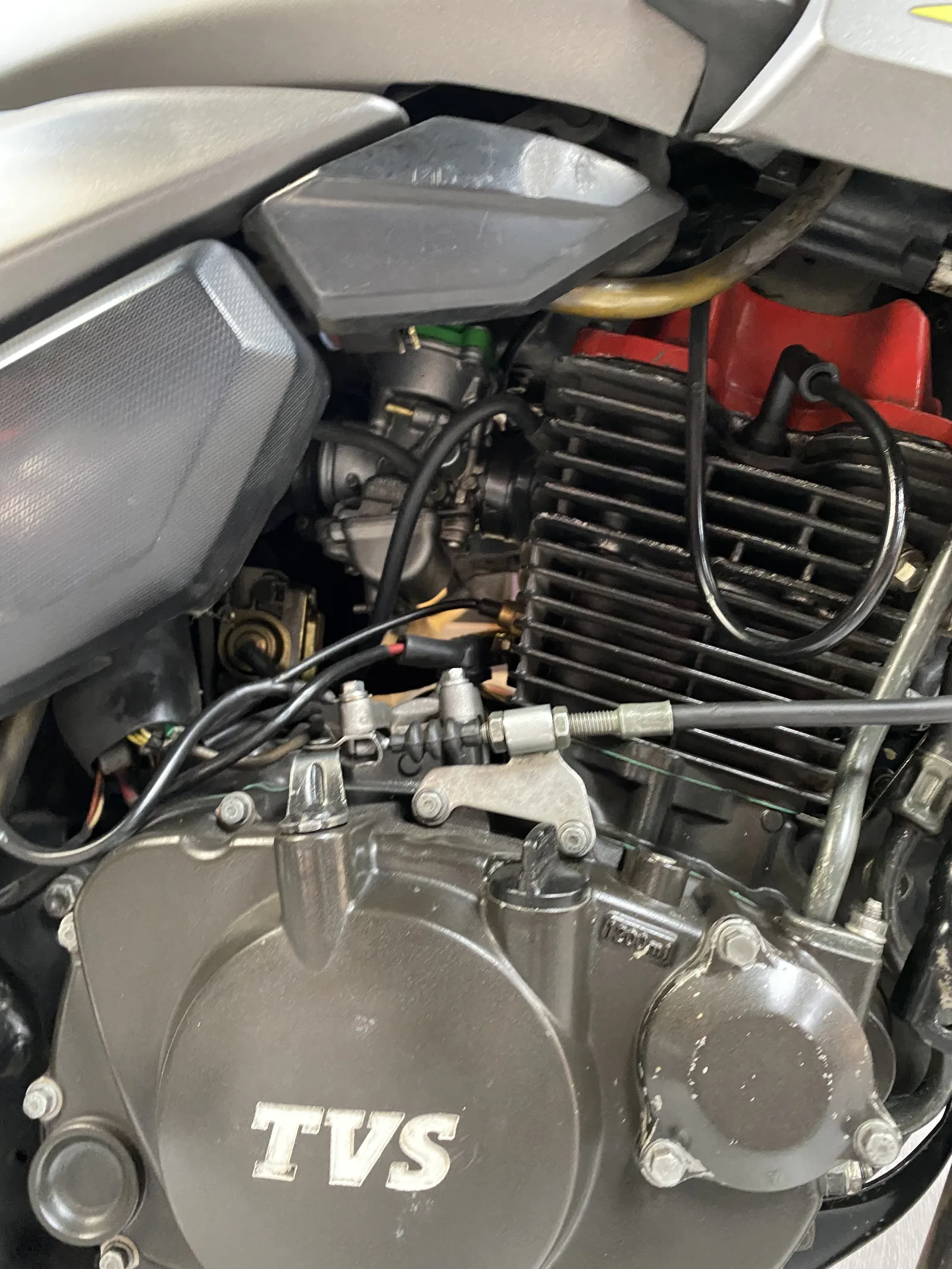TVS APACHE foto 1
