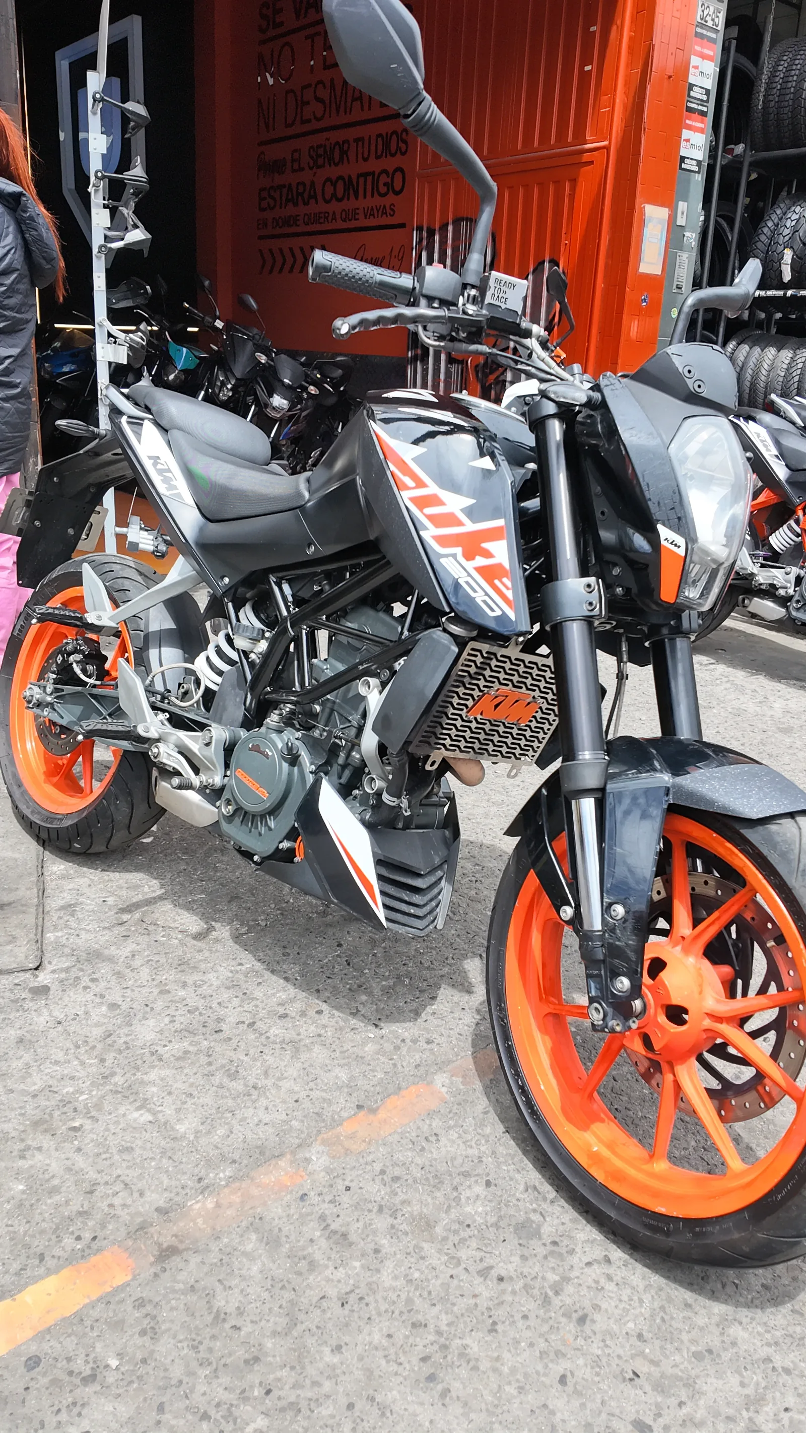 KTM DUKE foto 8