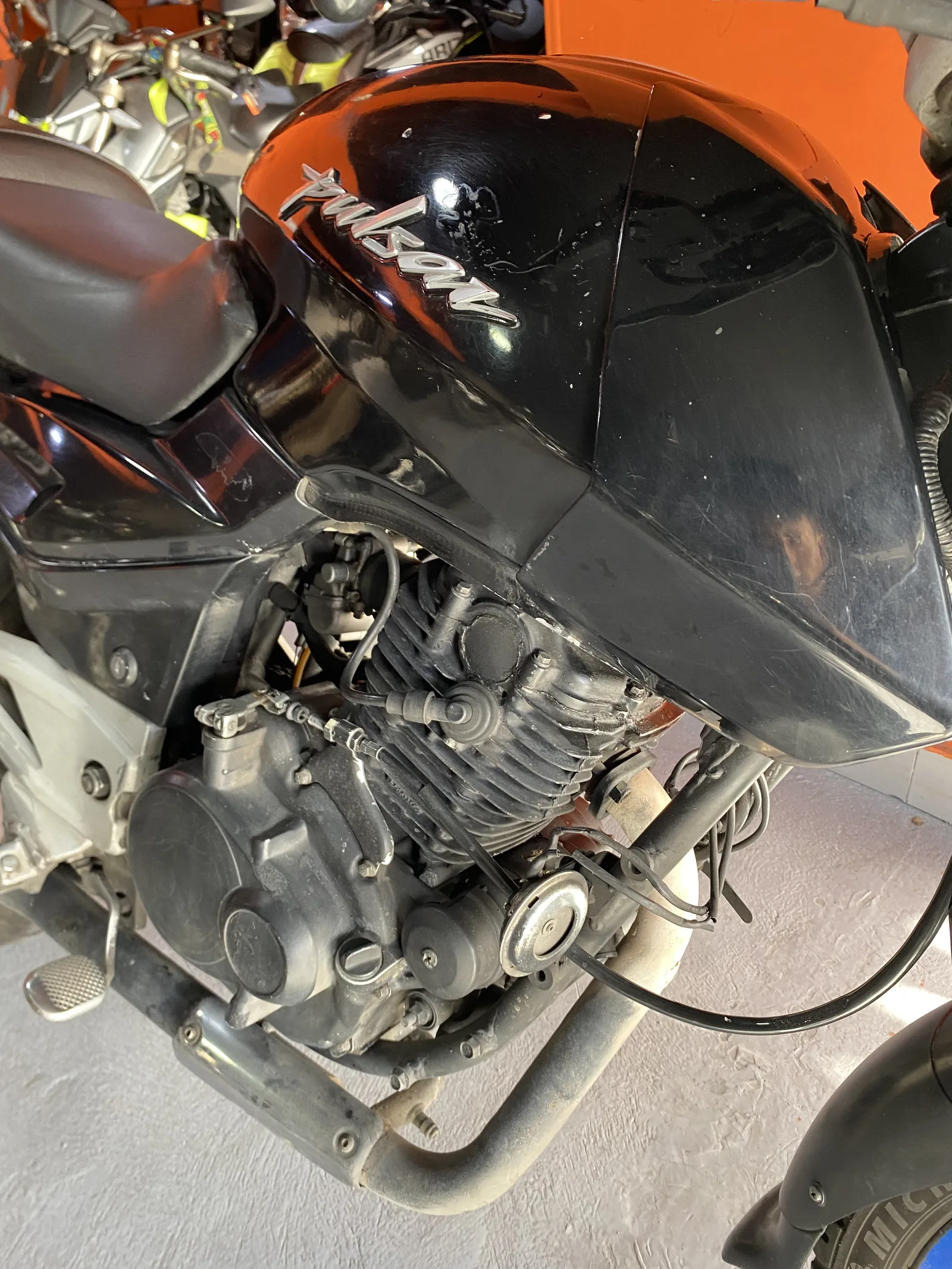 BAJAJ PULSAR foto 3