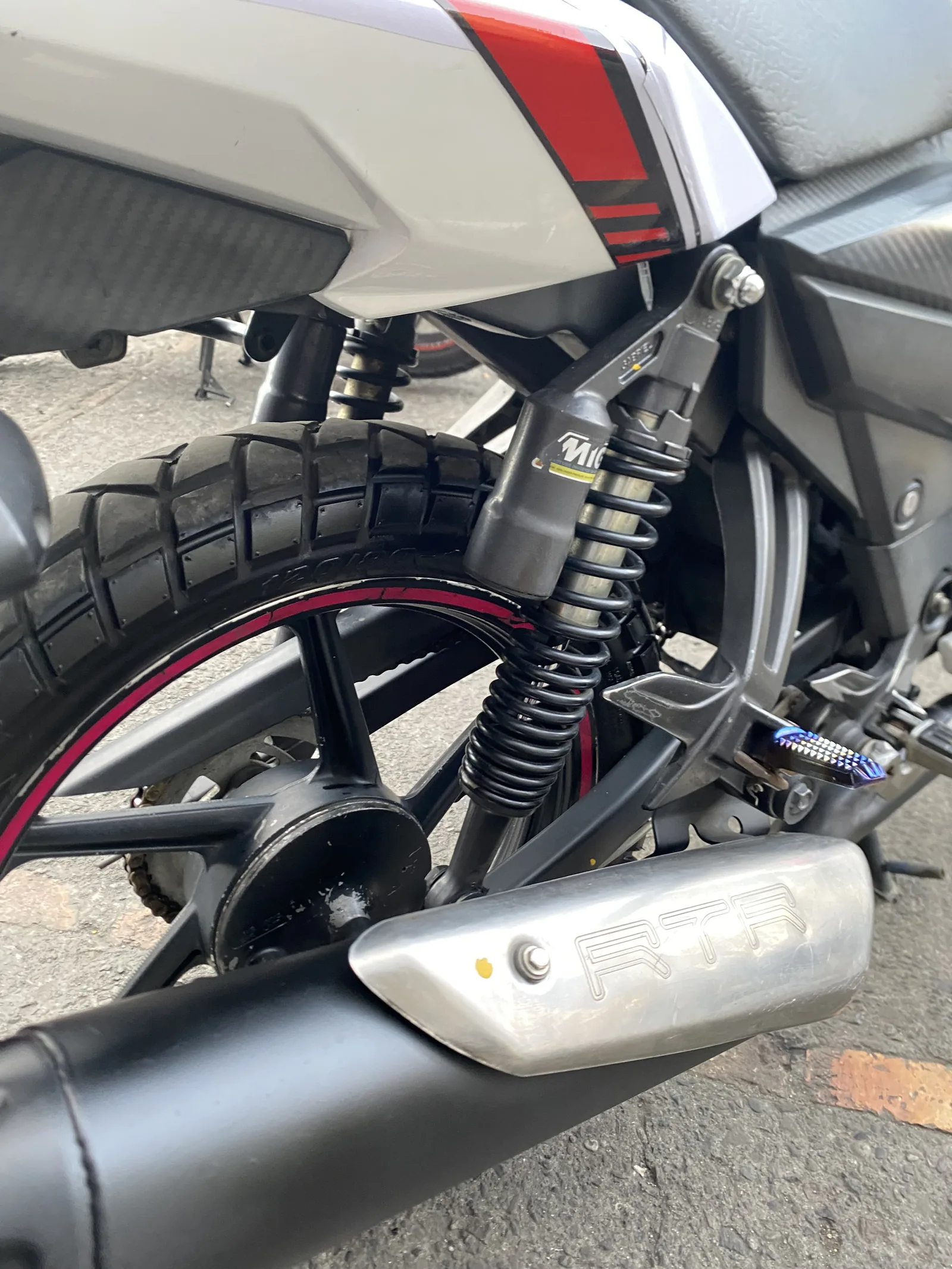 TVS APACHE 160 2V foto 7