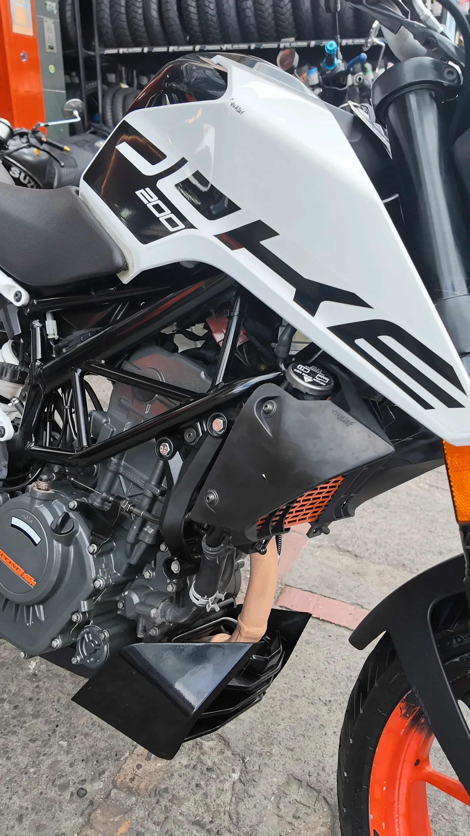 KTM DUKE foto 7