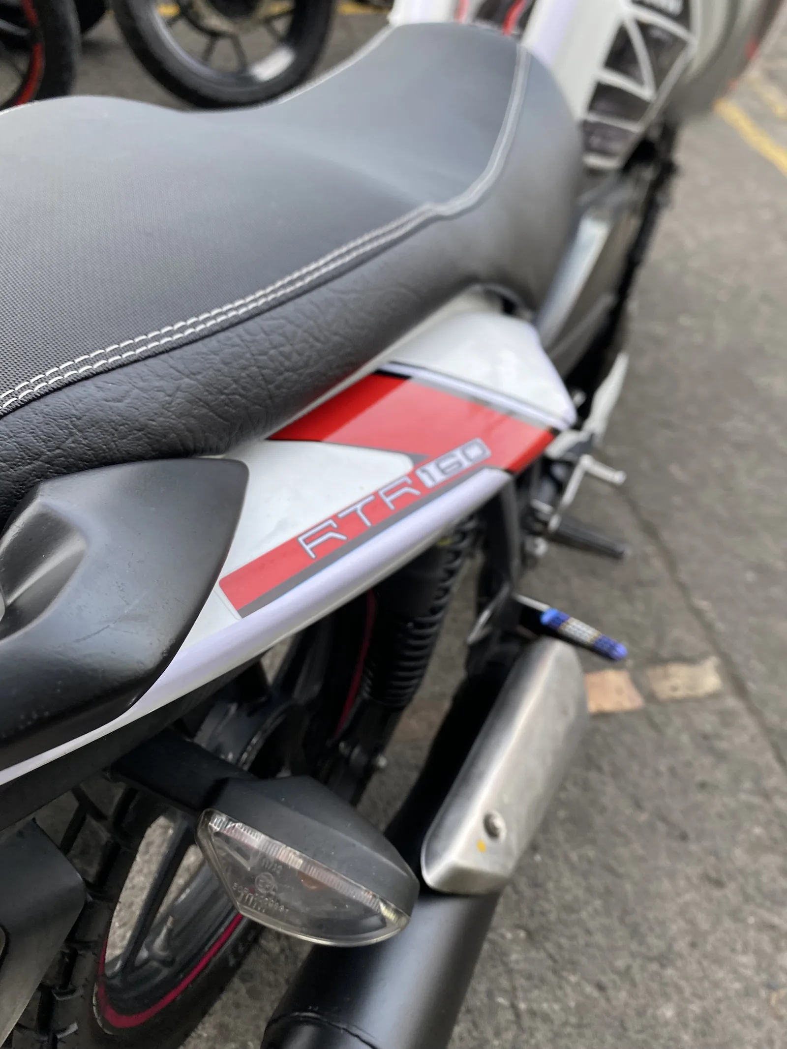 TVS APACHE 160 2V foto 6