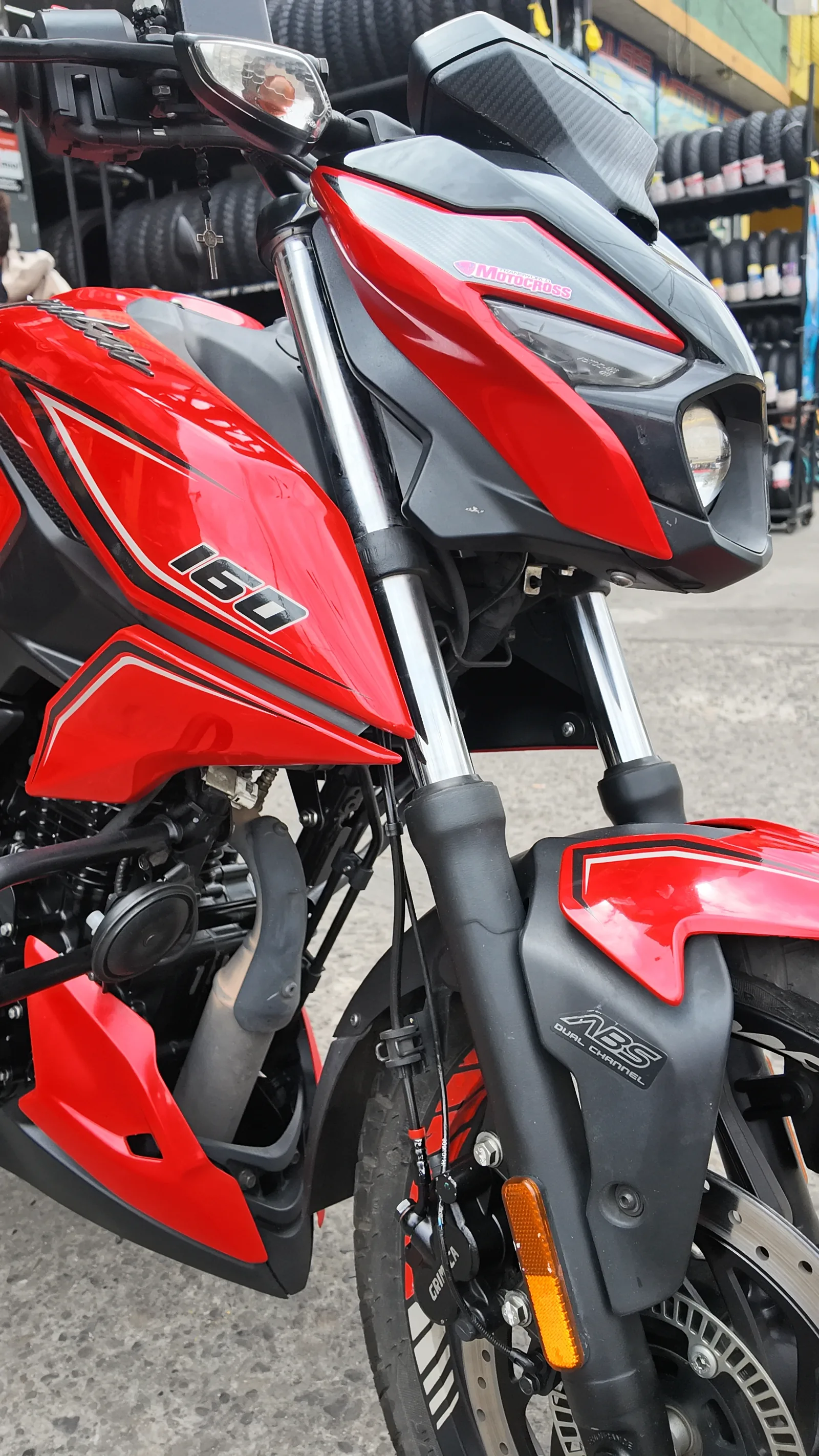 BAJAJ N160 foto 2