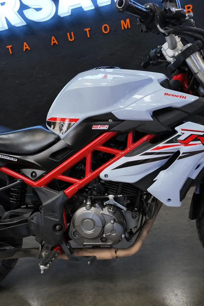 BENELLI TNT150I foto 2