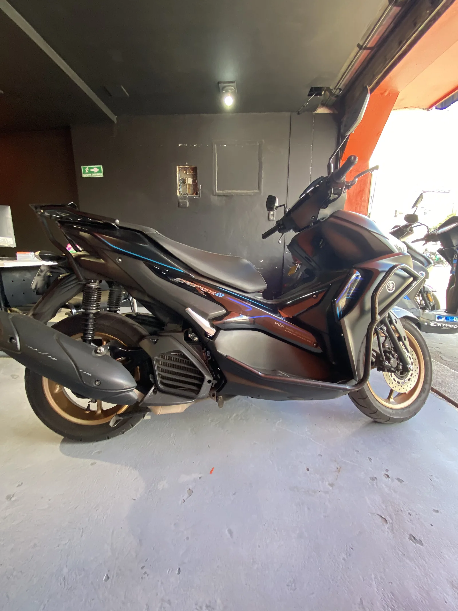 YAMAHA AEROX S foto 10