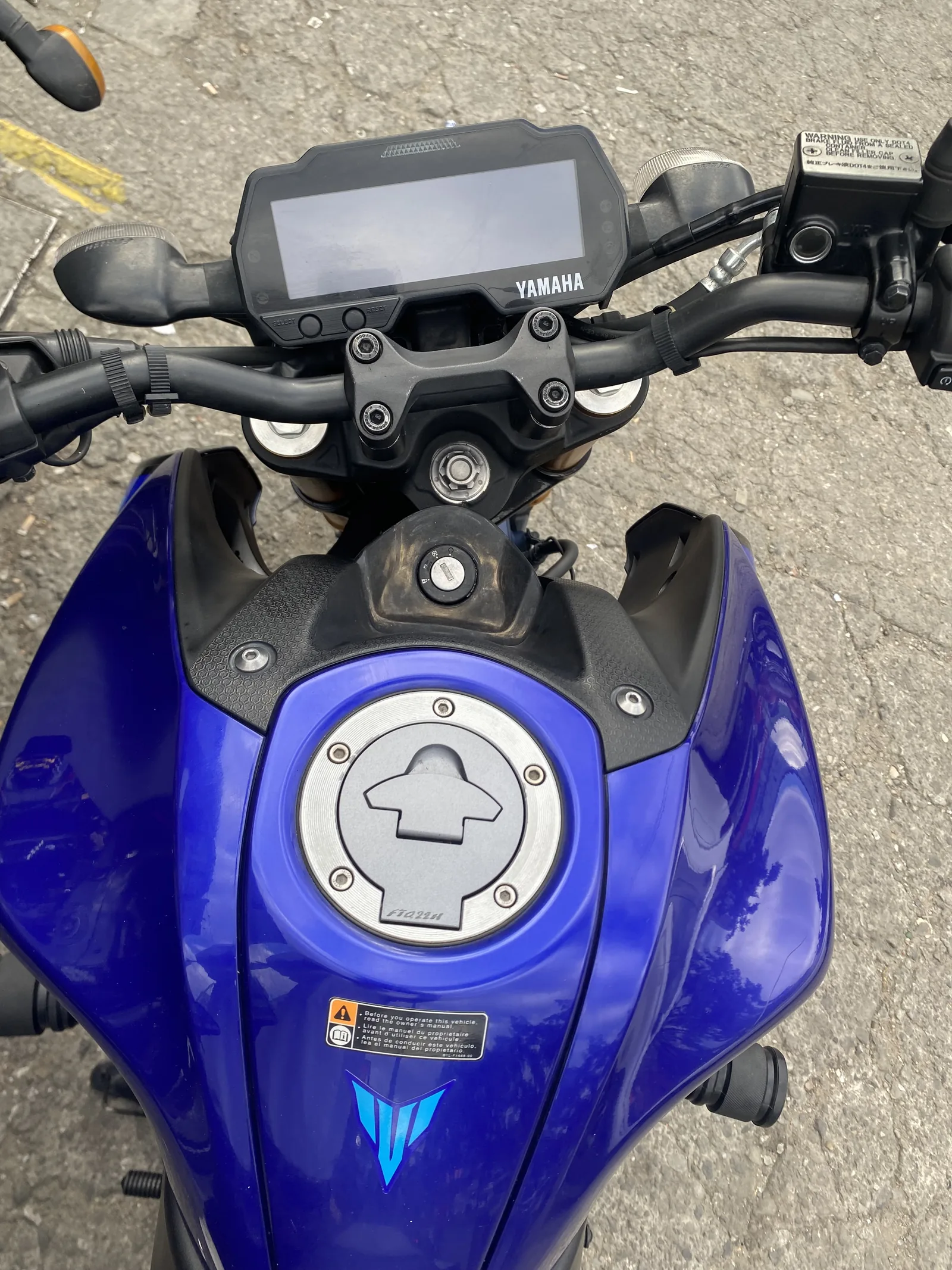 YAMAHA MT 15 foto 1
