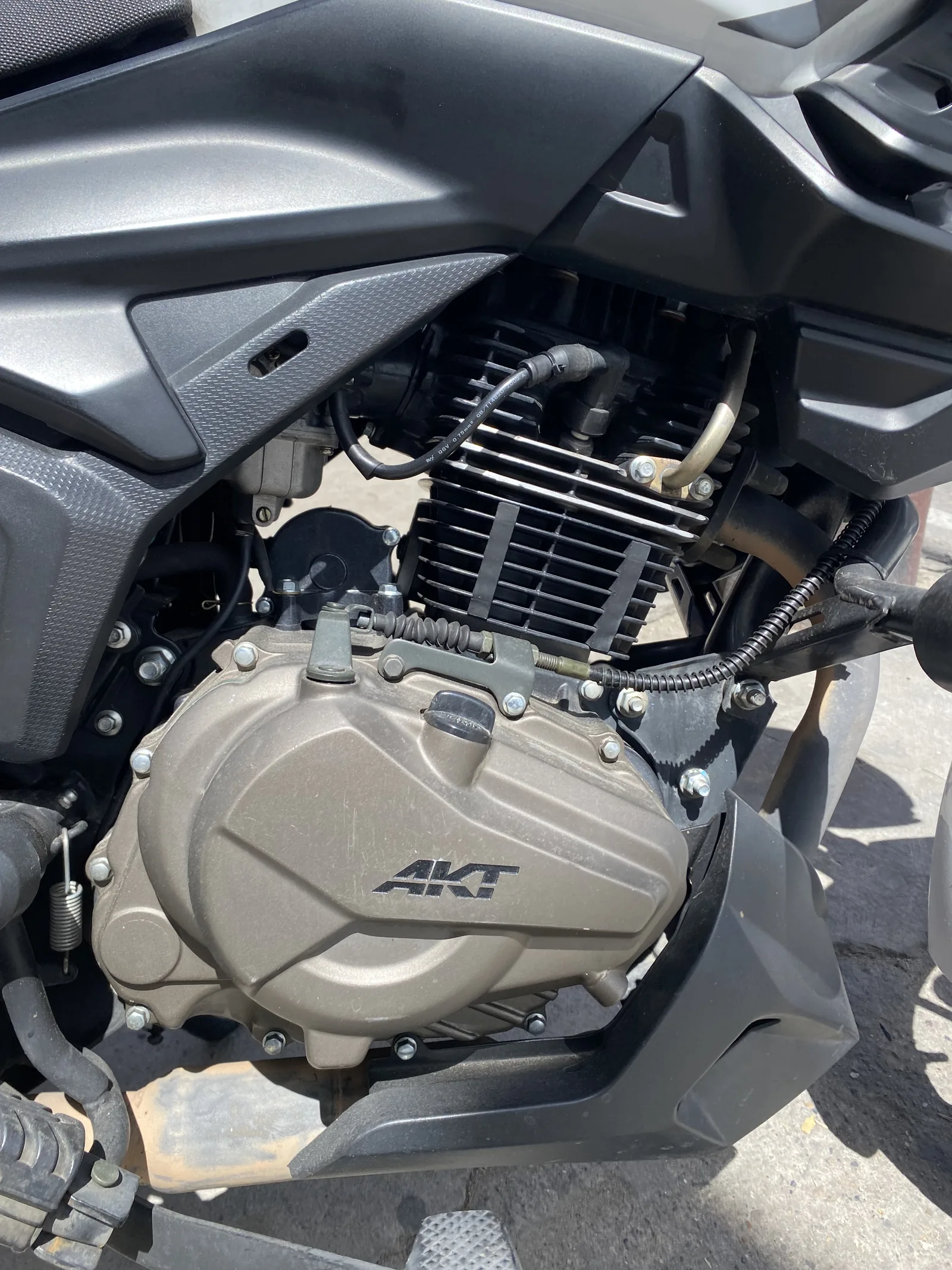 AKT CR4 foto 2