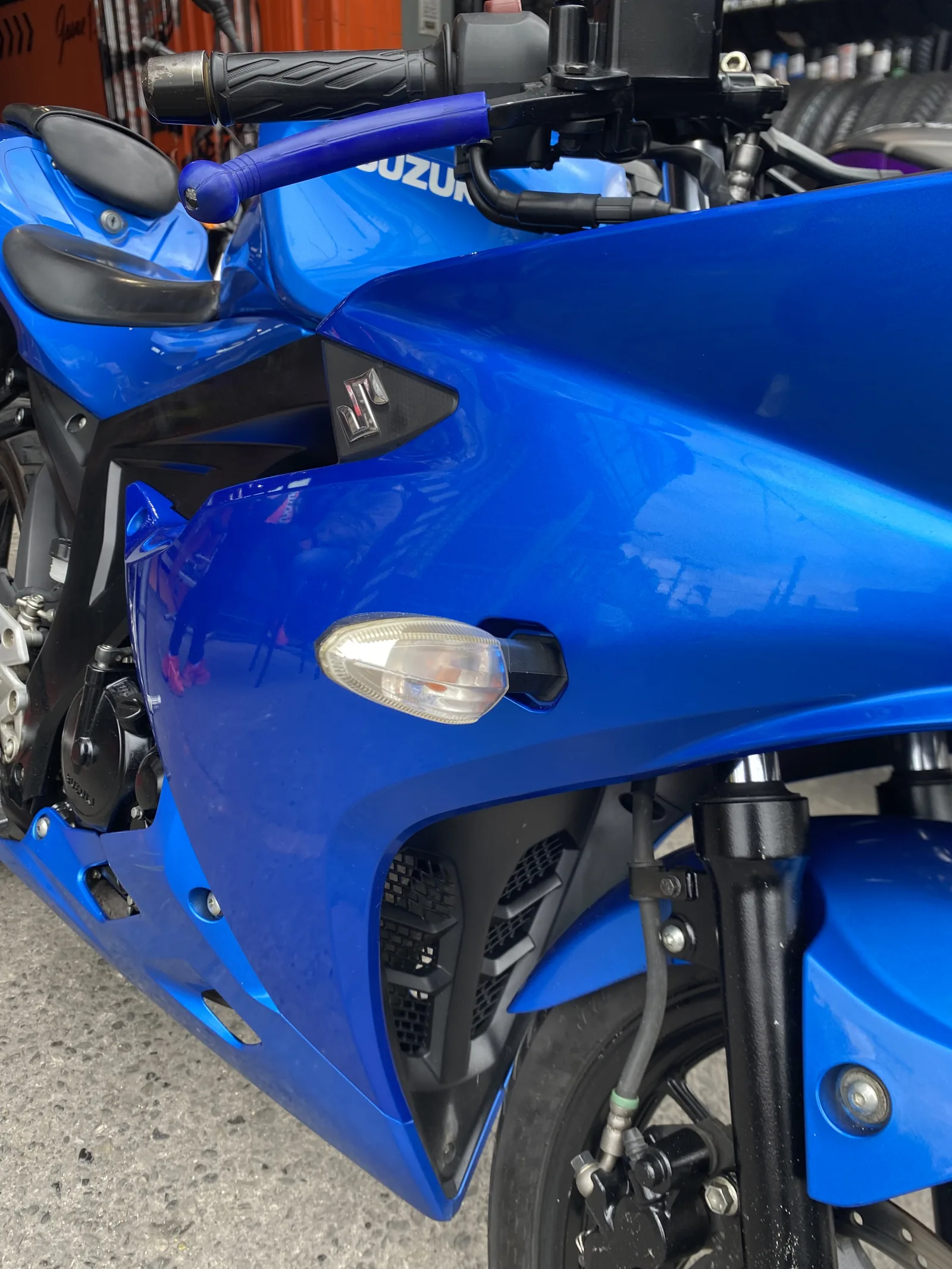 SUZUKI GSX R foto 11