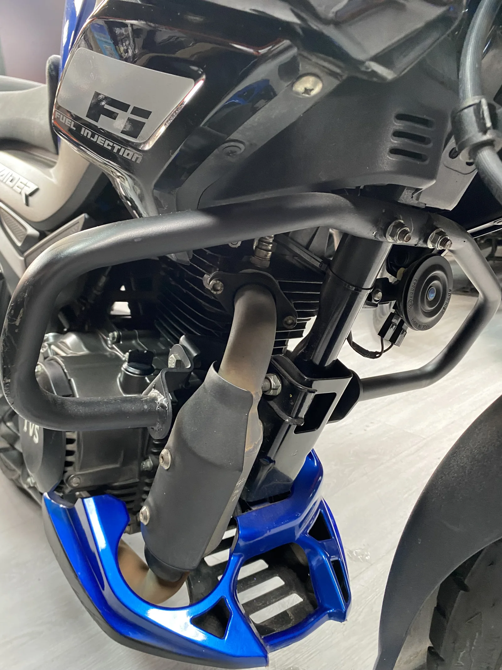 TVS RAIDER FI foto 8
